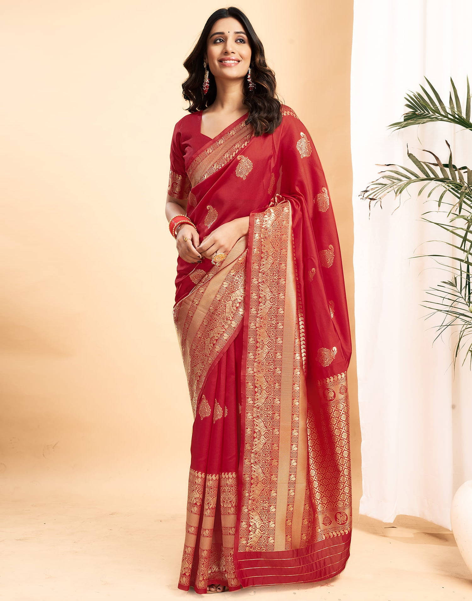 Red Silk Blend Woven Kanjivaram Saree