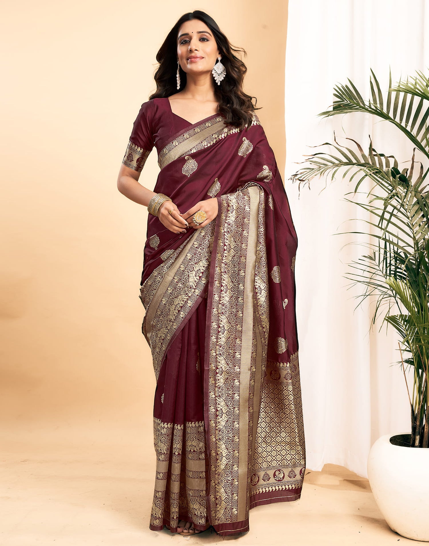 Maroon Silk Blend Woven Kanjivaram Saree