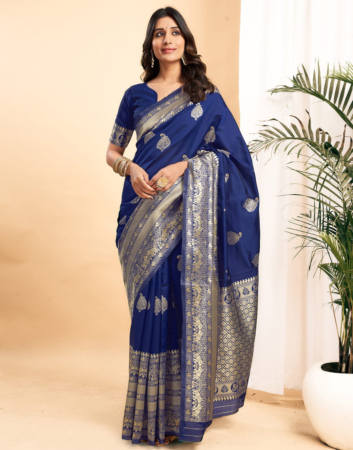 Blue Silk Blend Woven Kanjivaram Saree