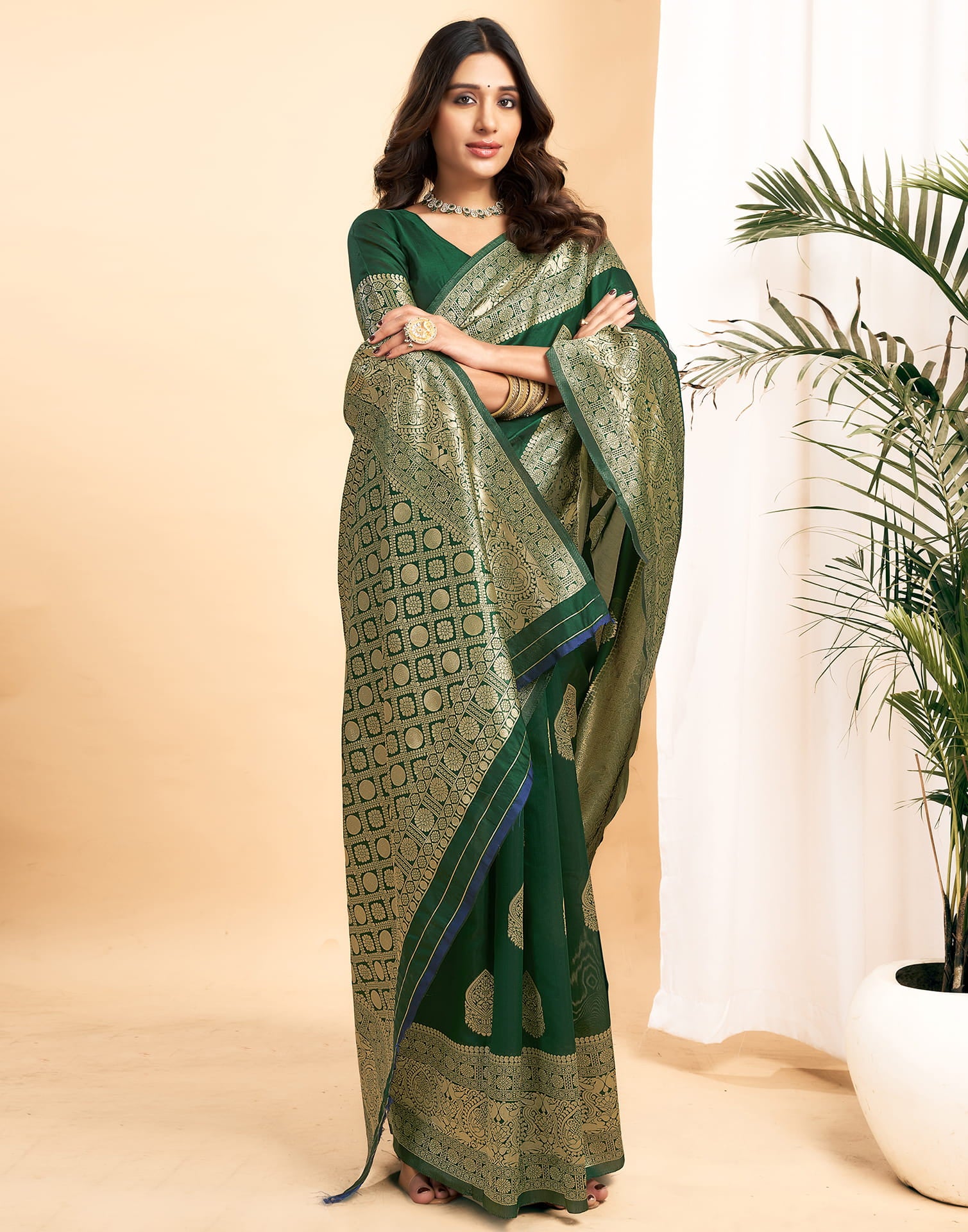 Green Silk Blend Woven Kanjivaram Saree