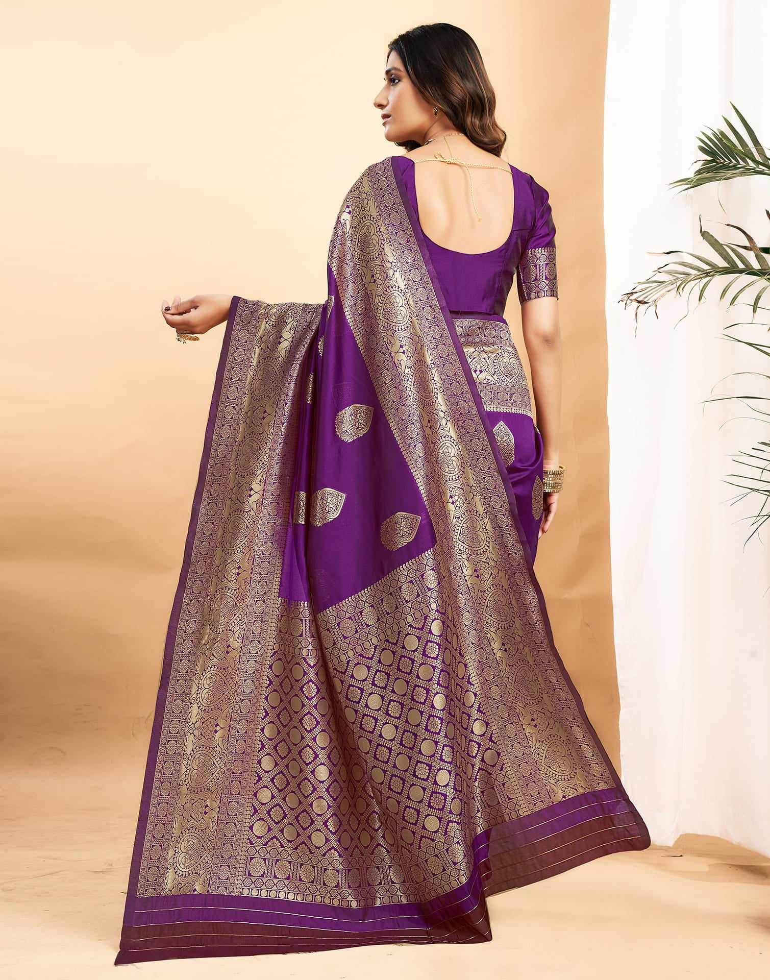 Purple Silk Blend Woven Kanjivaram Saree