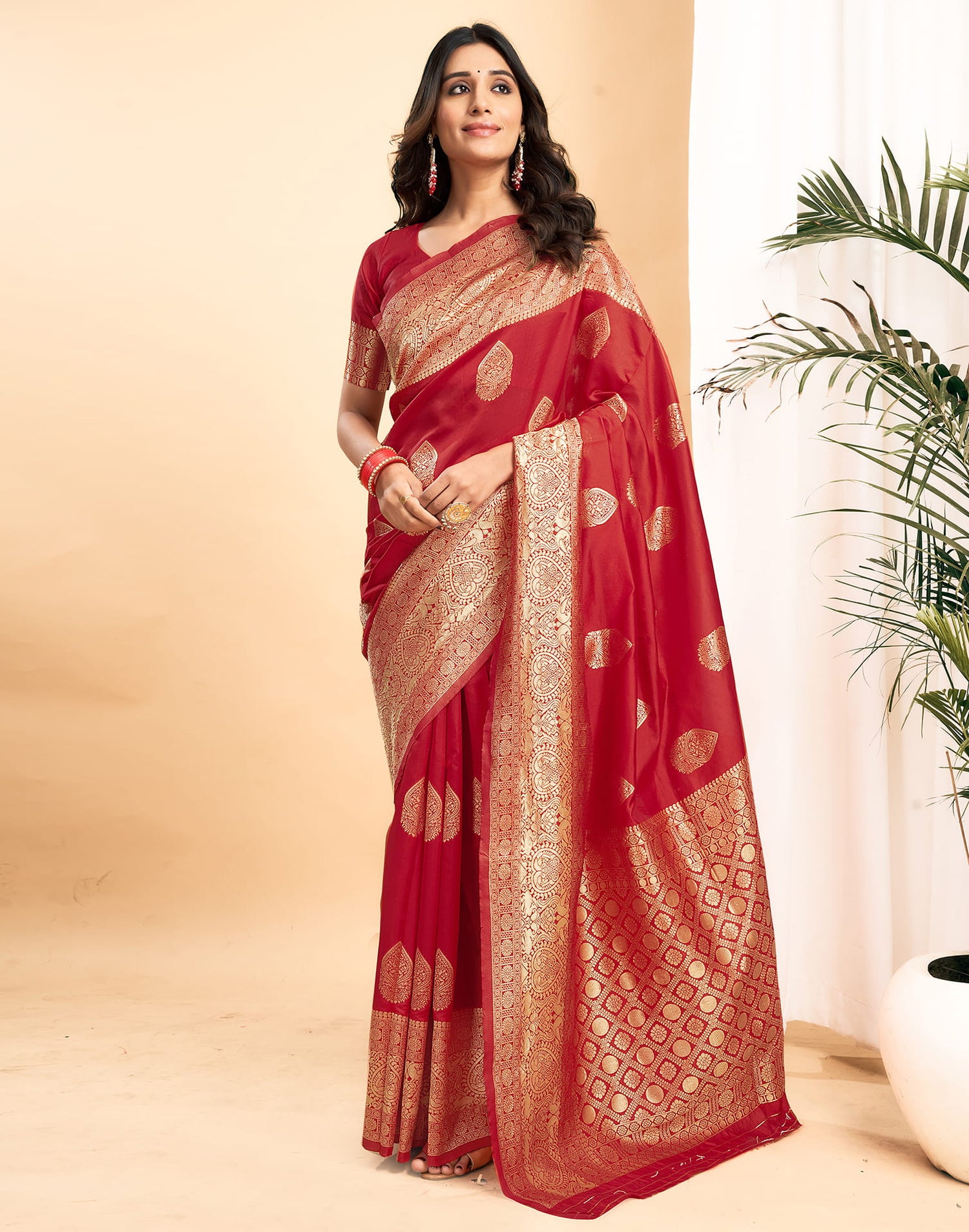 Red Silk Blend Woven Kanjivaram Saree