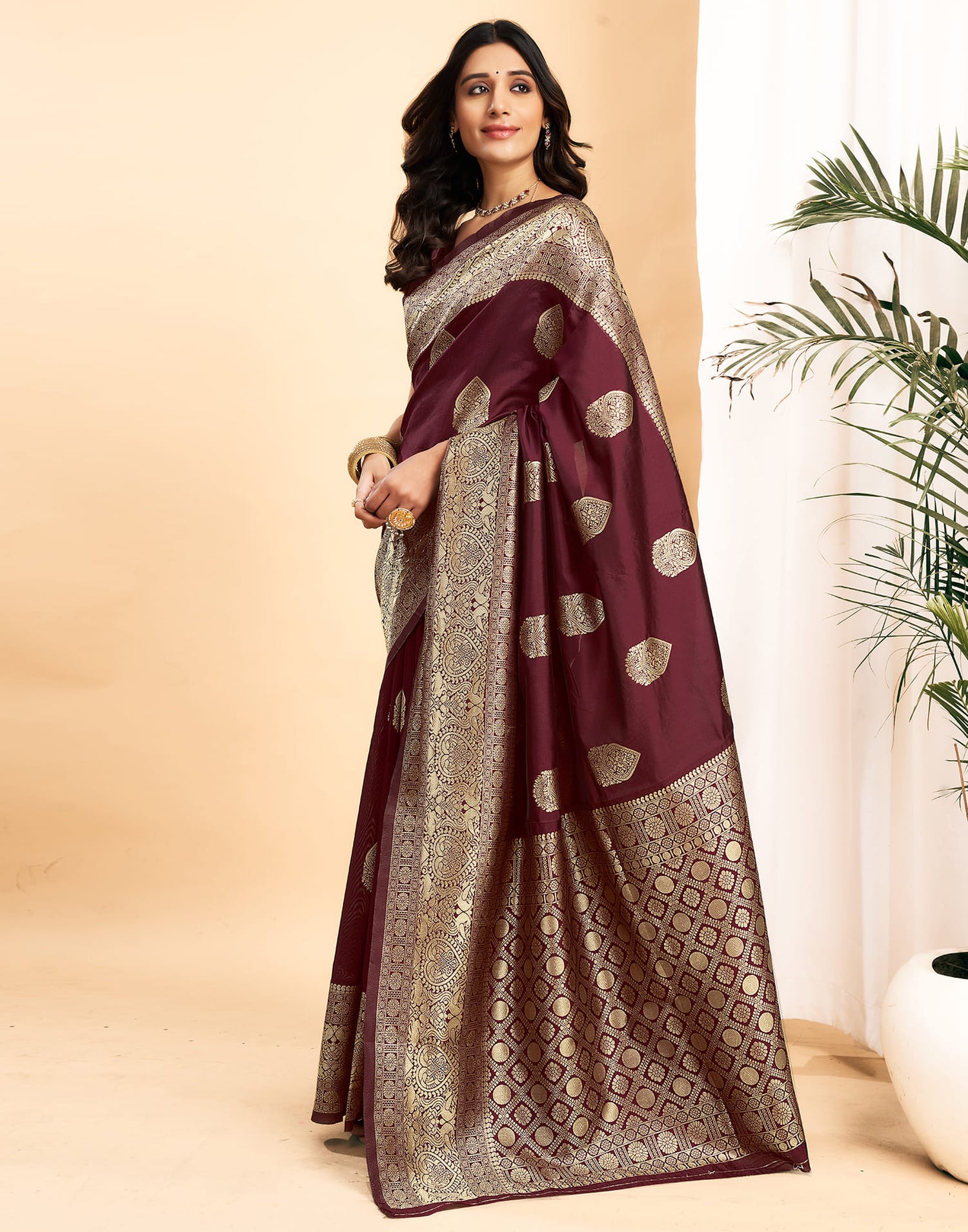 Maroon Silk Blend Woven Kanjivaram Saree