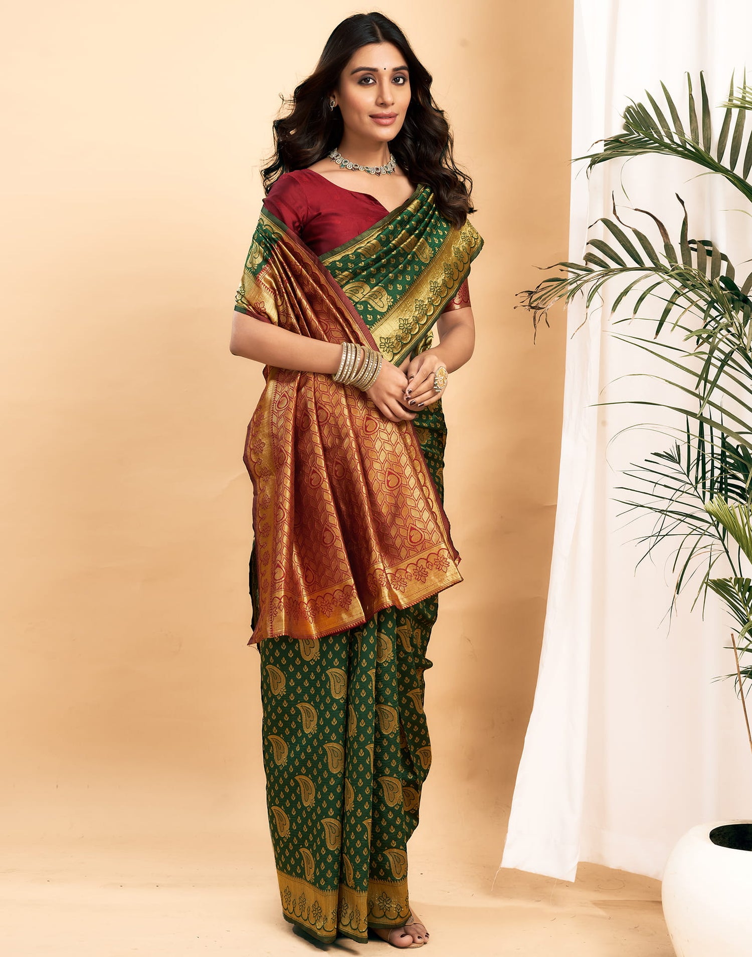 Green Silk Blend Woven Banarasi Saree