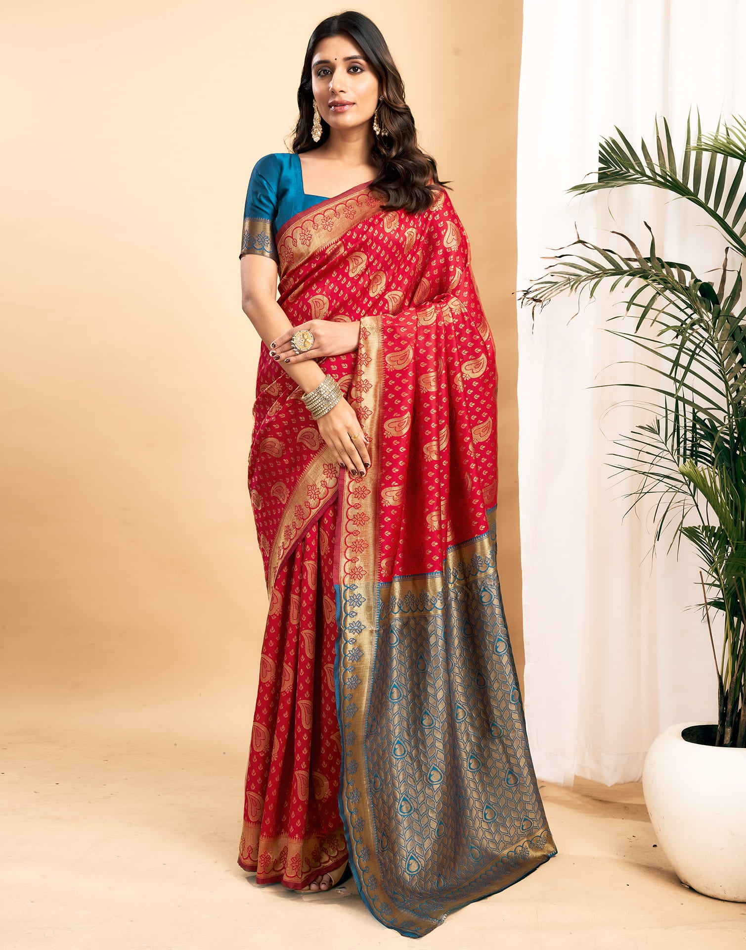 Red Silk Blend Woven Banarasi Saree