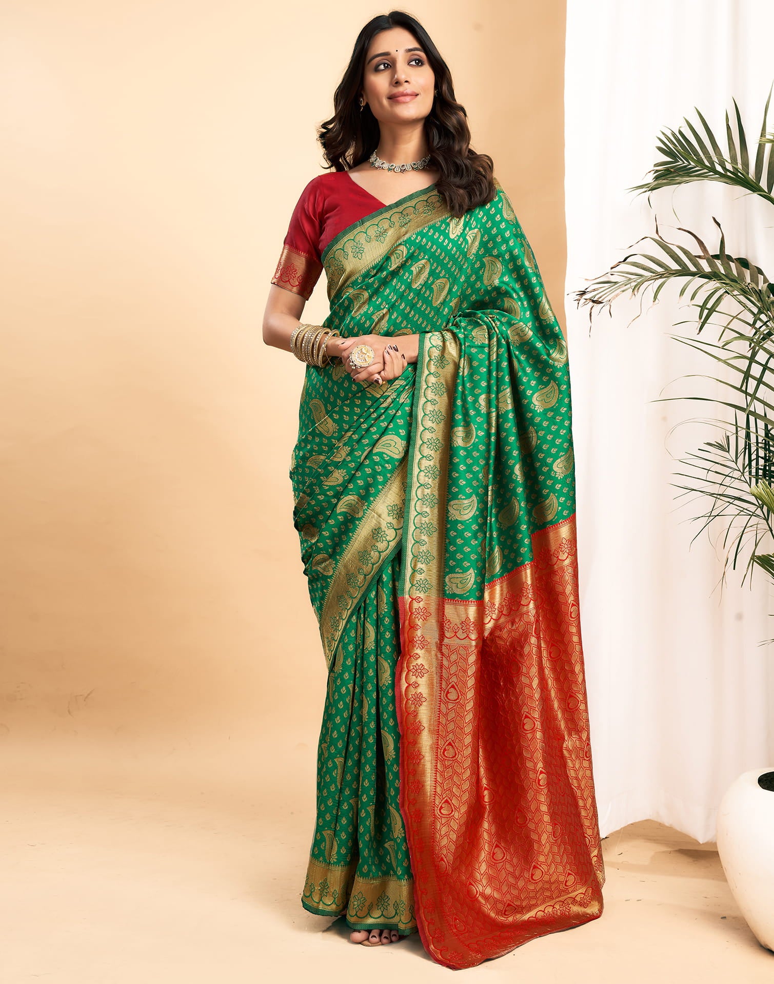 Green Silk Blend Woven Banarasi Saree