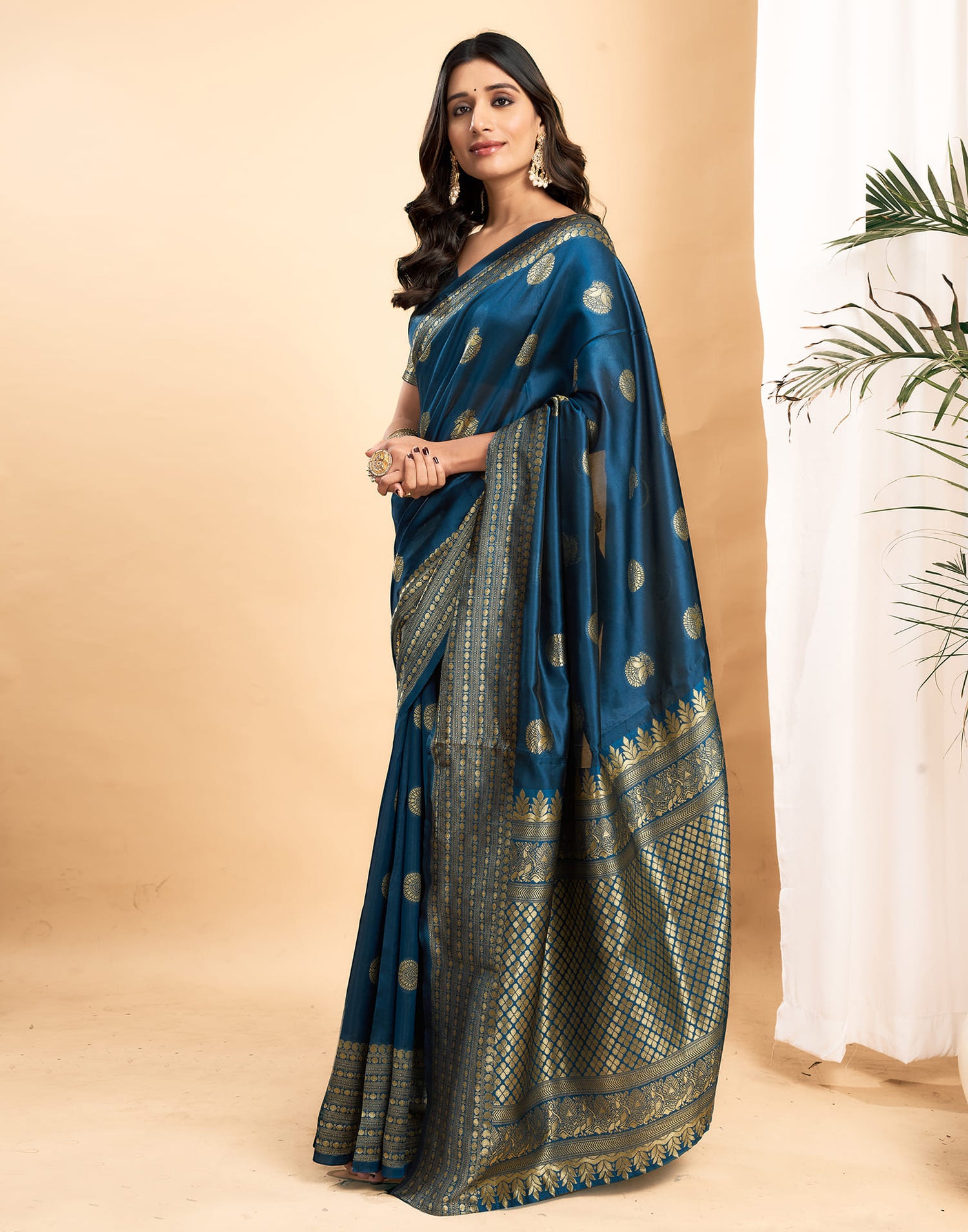 Blue Silk Blend Woven Kanjivaram Saree