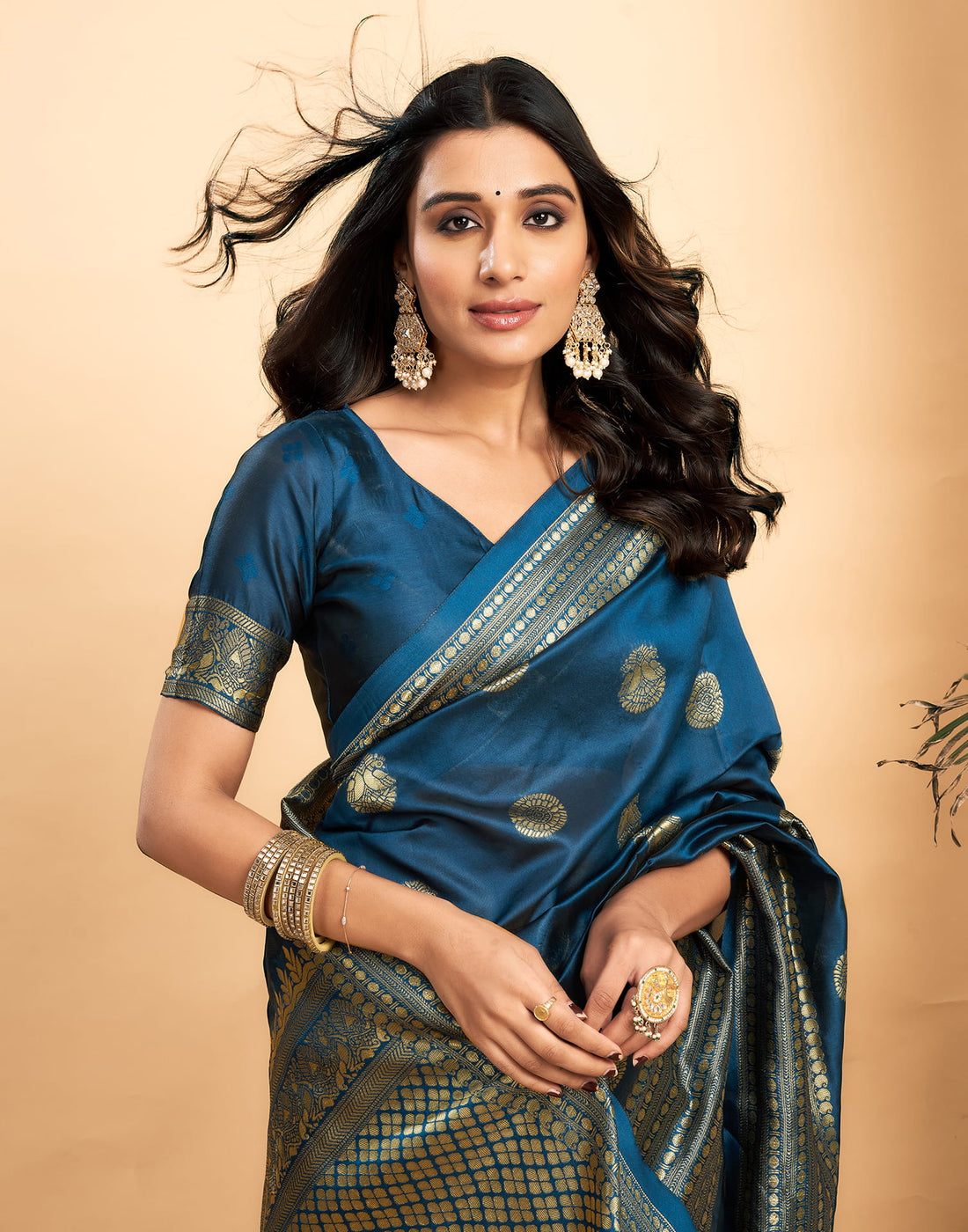 Blue Silk Blend Woven Kanjivaram Saree