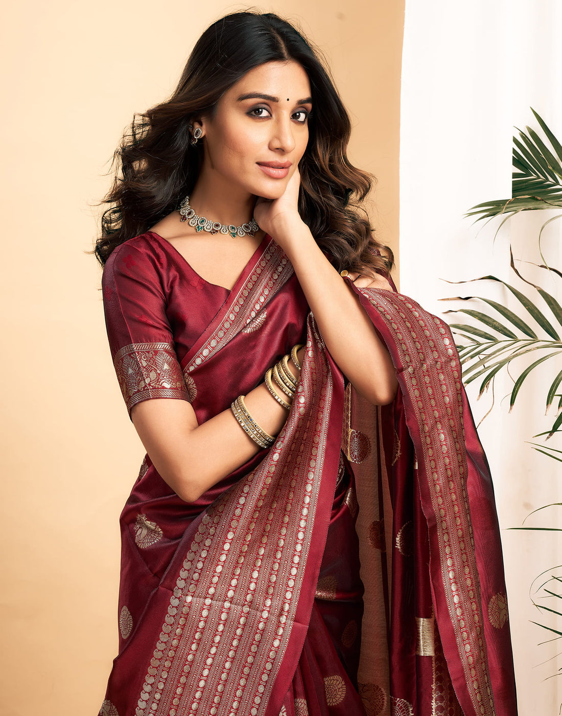 Maroon Silk Blend Woven Kanjivaram Saree