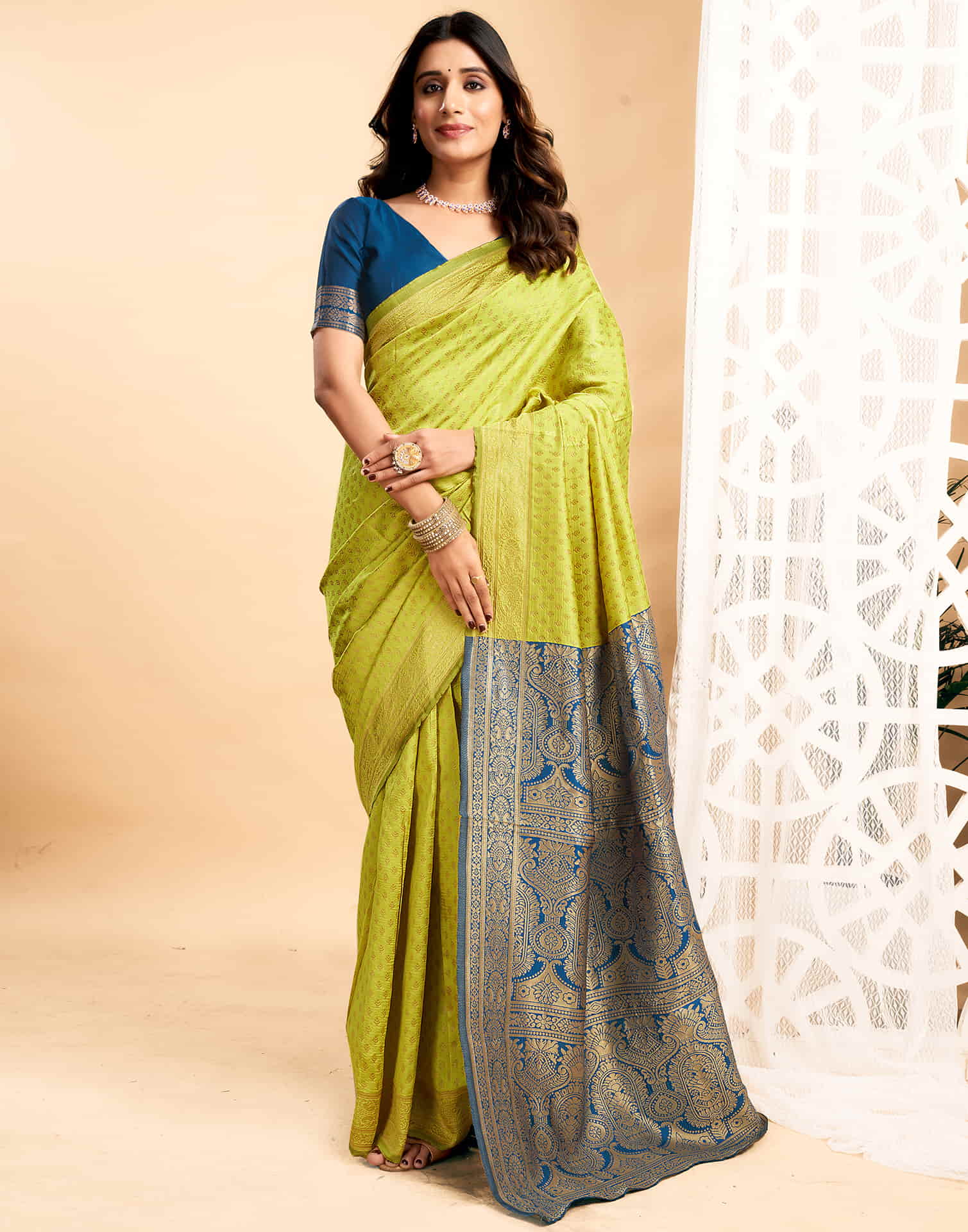 Green Silk Blend Woven Banarasi Saree