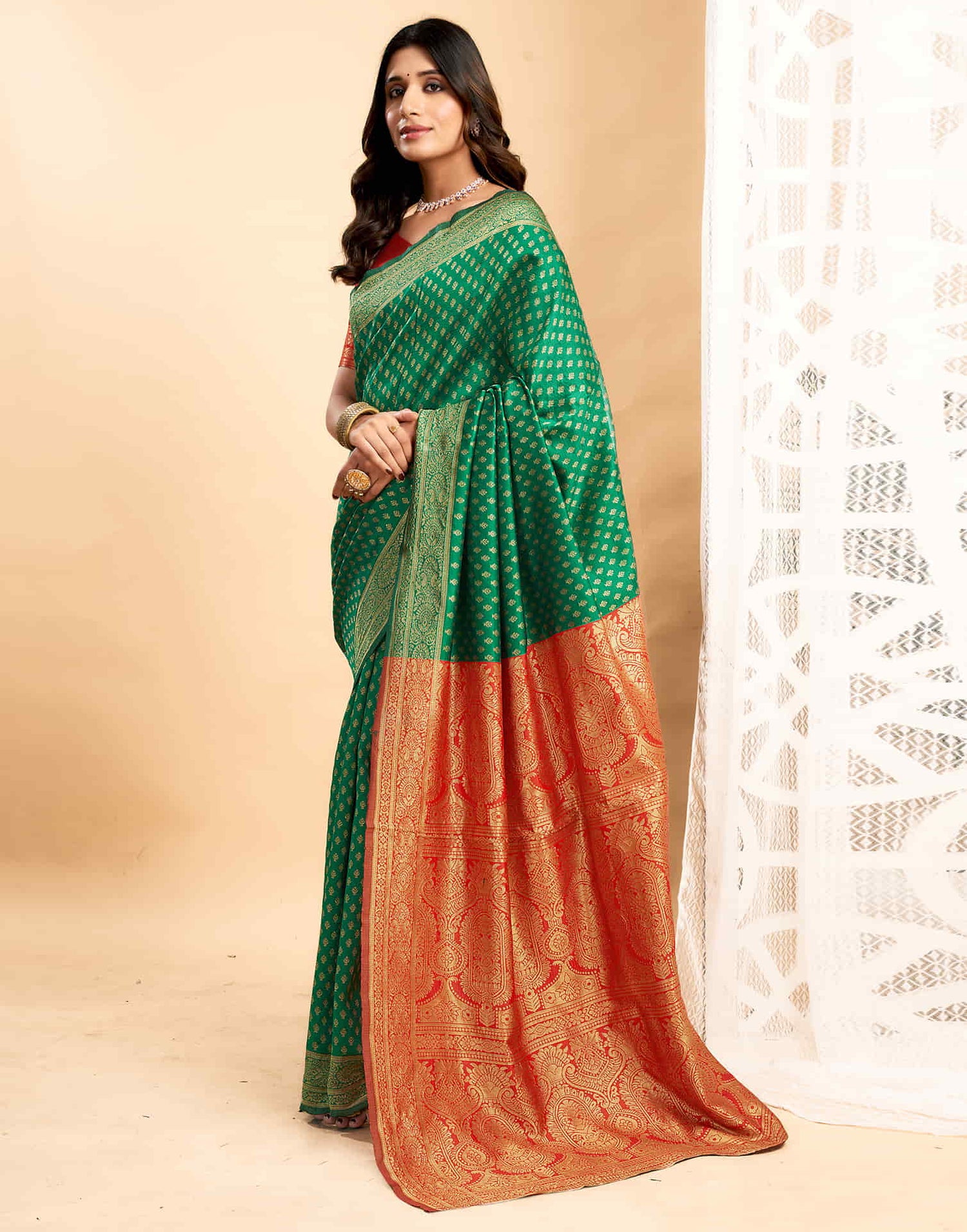 Green Silk Blend Woven Banarasi Saree