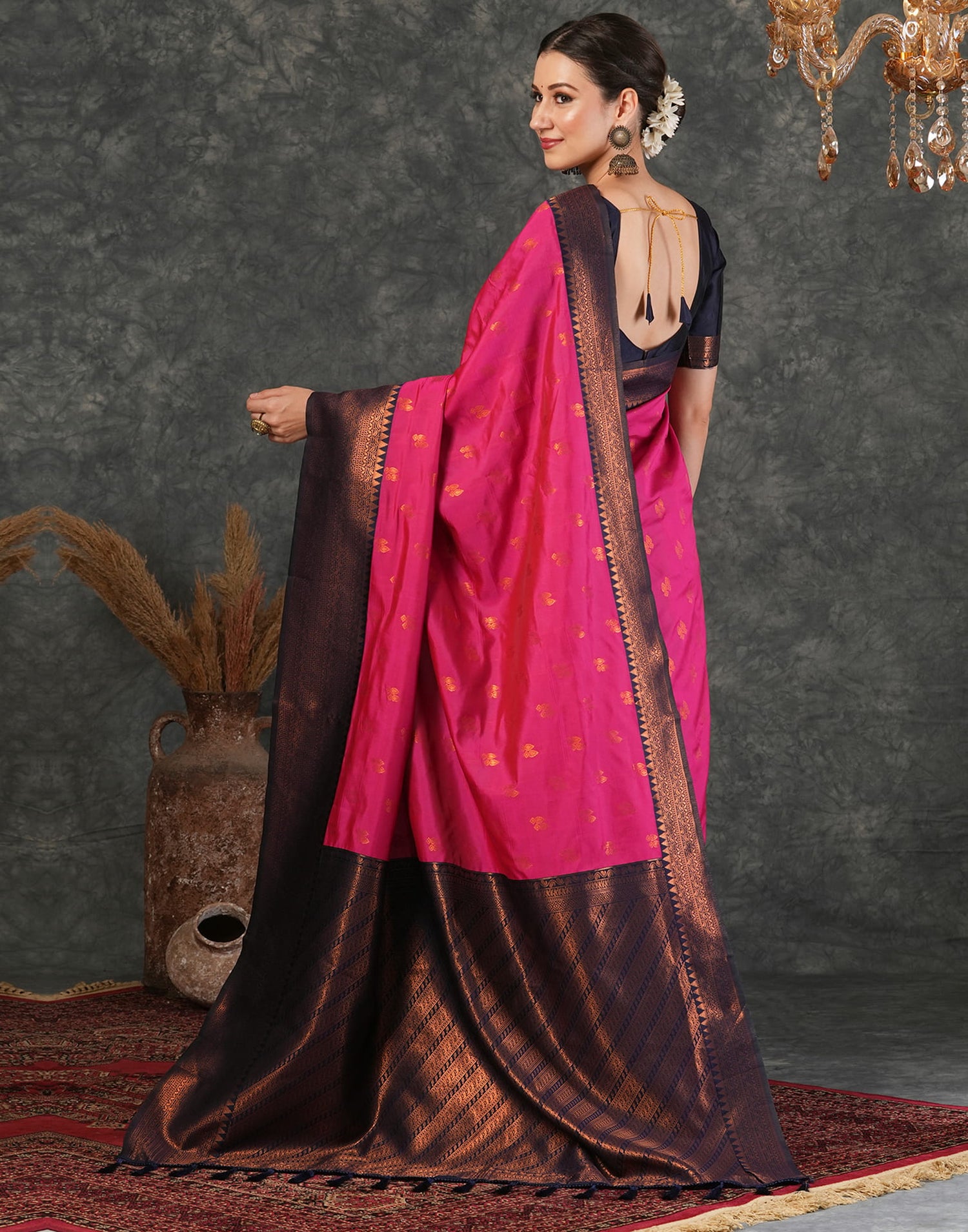 Pink Silk Woven Kanjivaram Saree