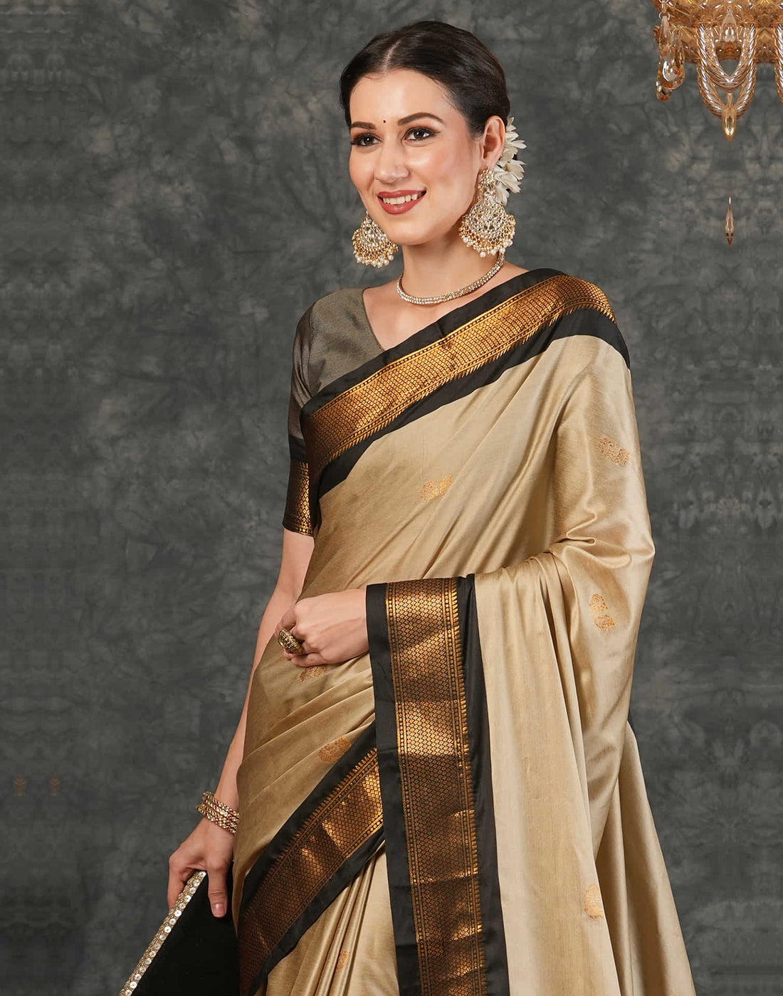 Beige Silk Weaving Kanjivaram Saree