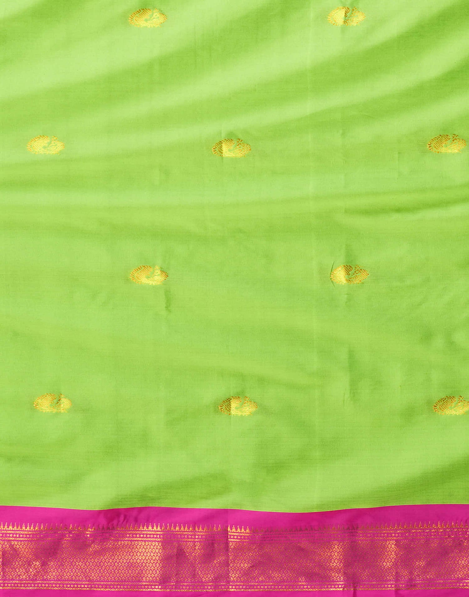 Parrot Green Silk Weaving Kanjivaram Saree