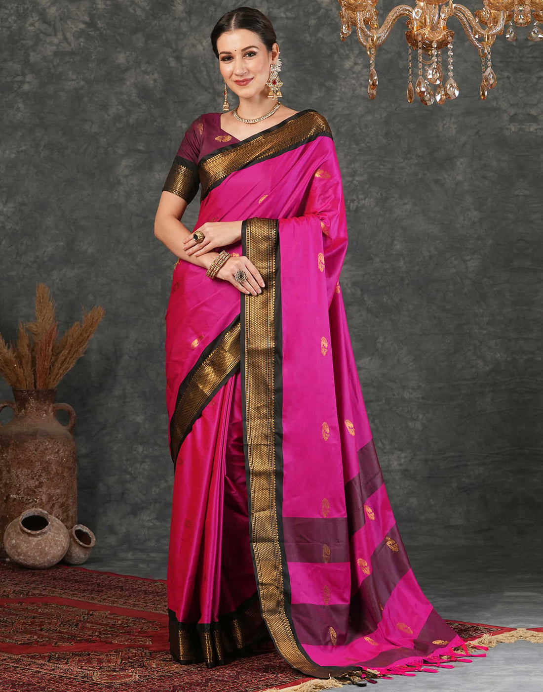 Pink Silk Woven Kanjivaram Saree