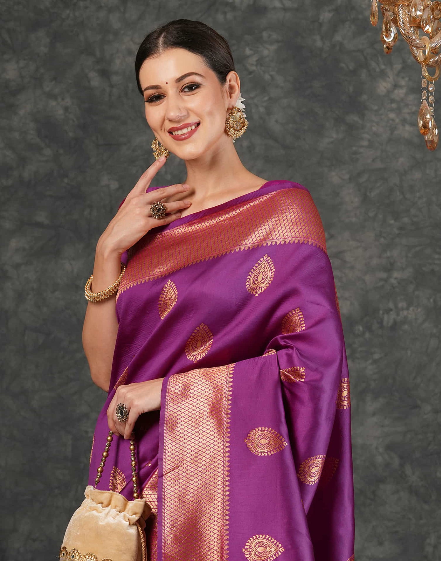 Wine Silk Weaving Kanjivaram Saree