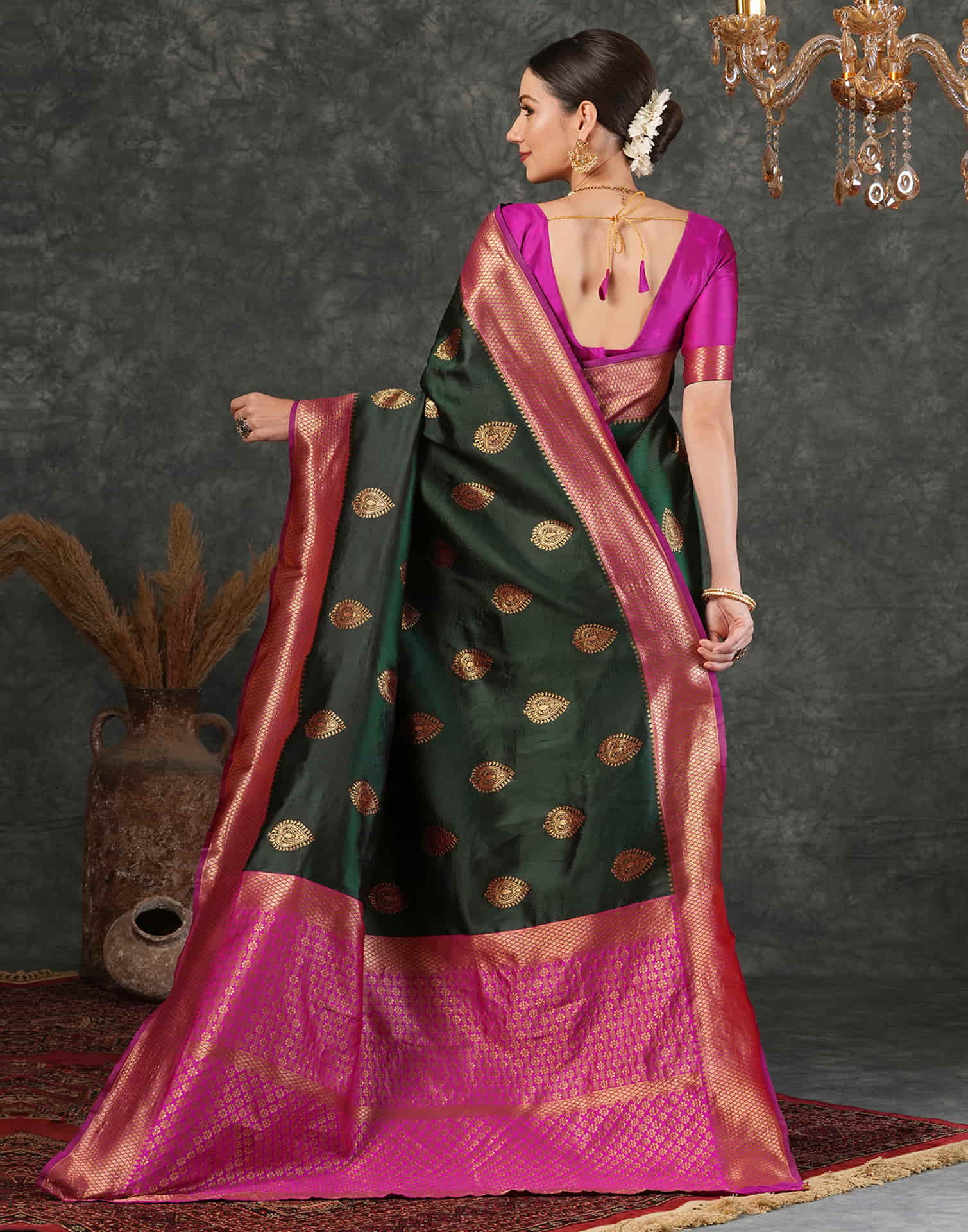 Dark Green Silk Weaving Kanjivaram Saree