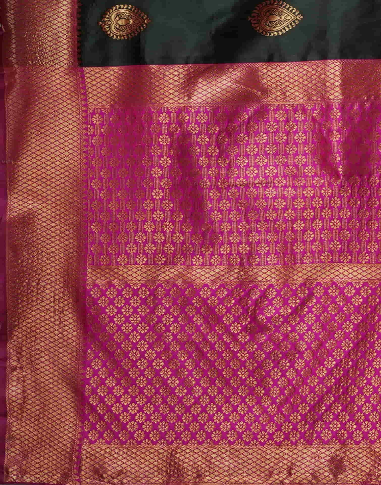 Dark Green Silk Weaving Kanjivaram Saree