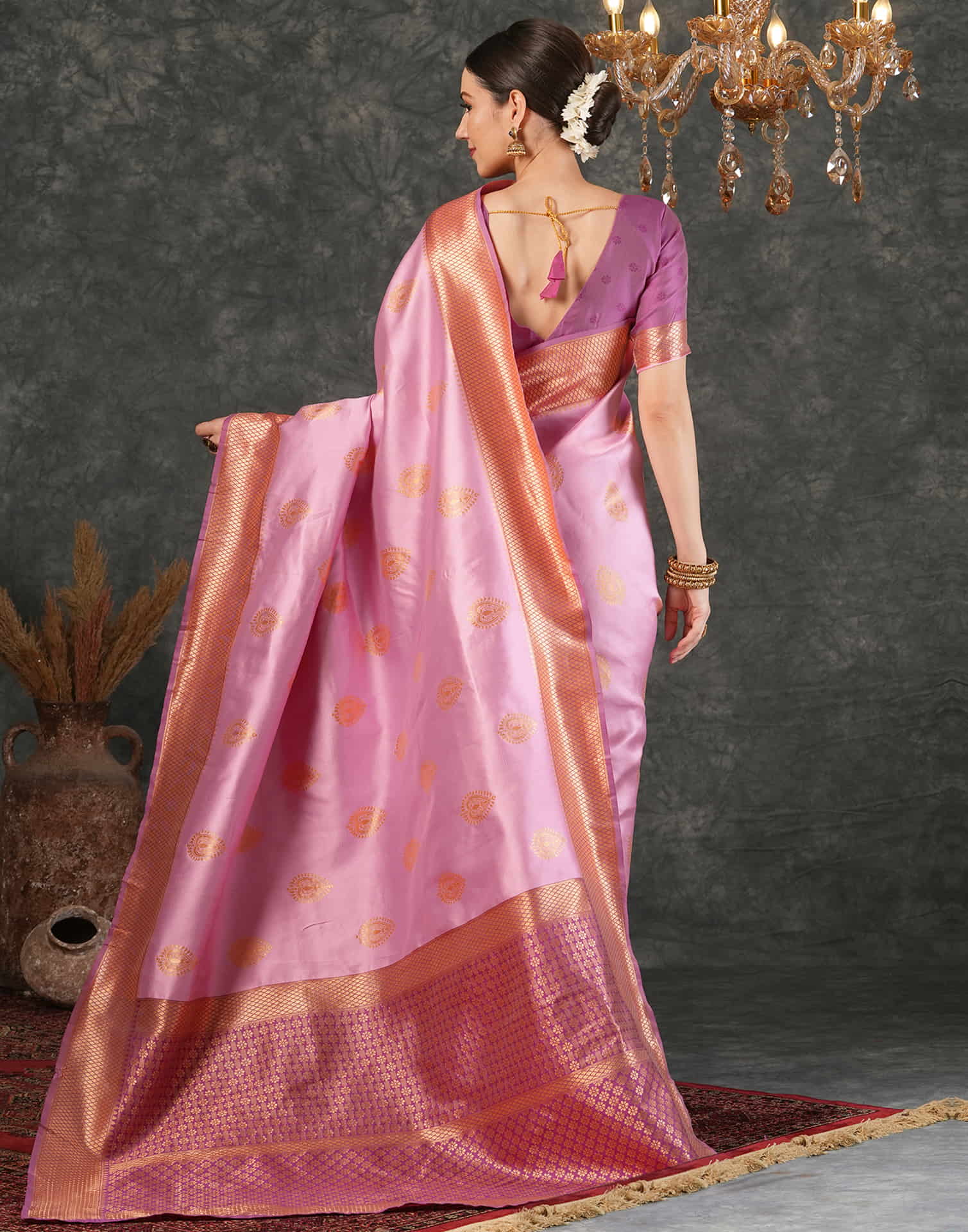 Light Pink Silk Weaving Kanjivaram Saree