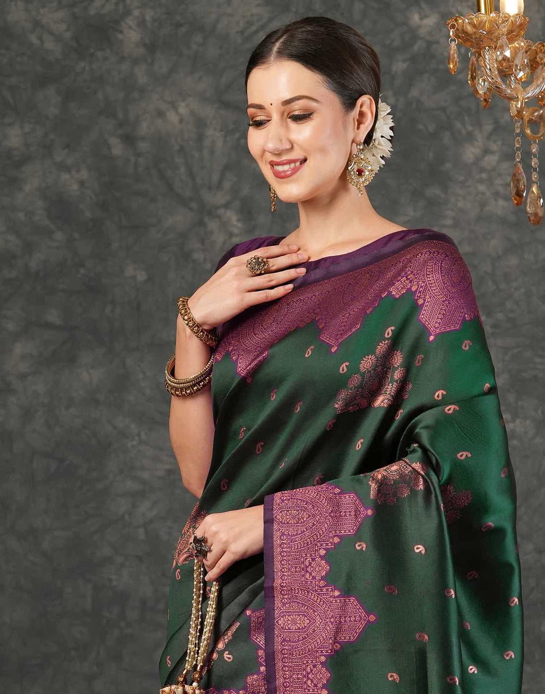 Dark Green Silk Weaving Kanjivaram Saree