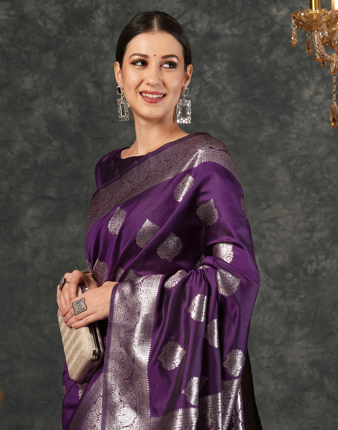 Wine Silk Weaving Kanjivaram Saree