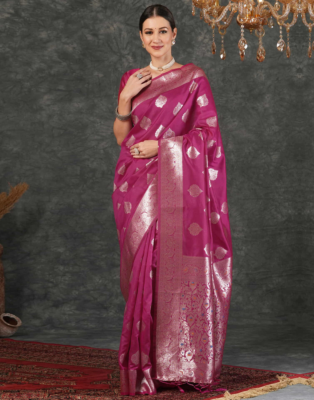 Pink Silk Woven Kanjivaram Saree