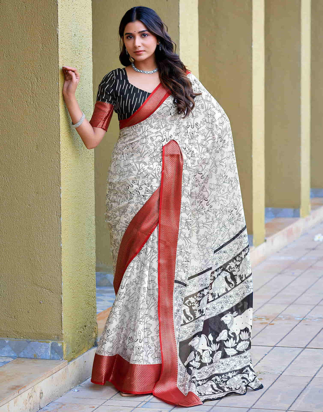 White Cotton Printed Saree