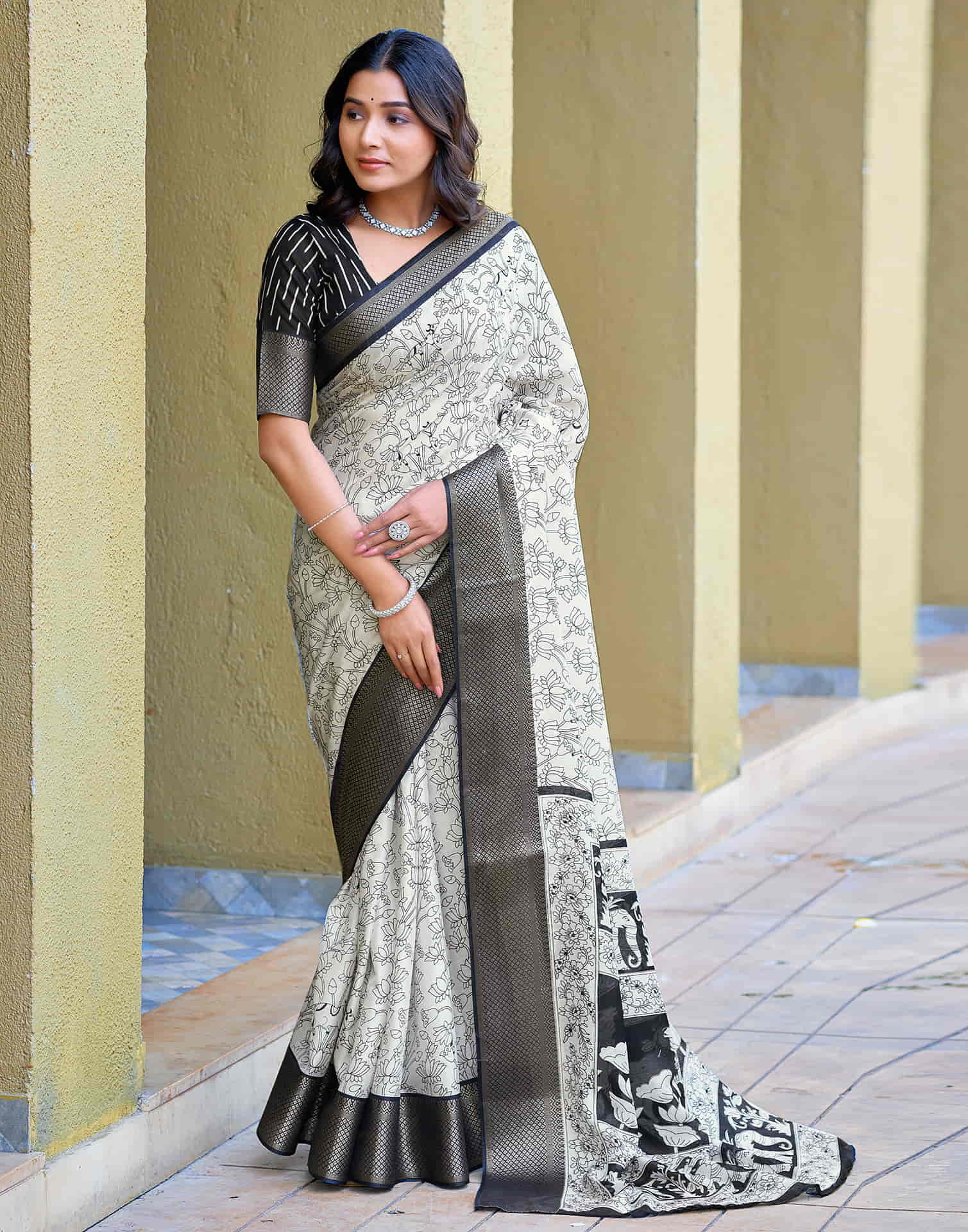 White Cotton Printed Saree