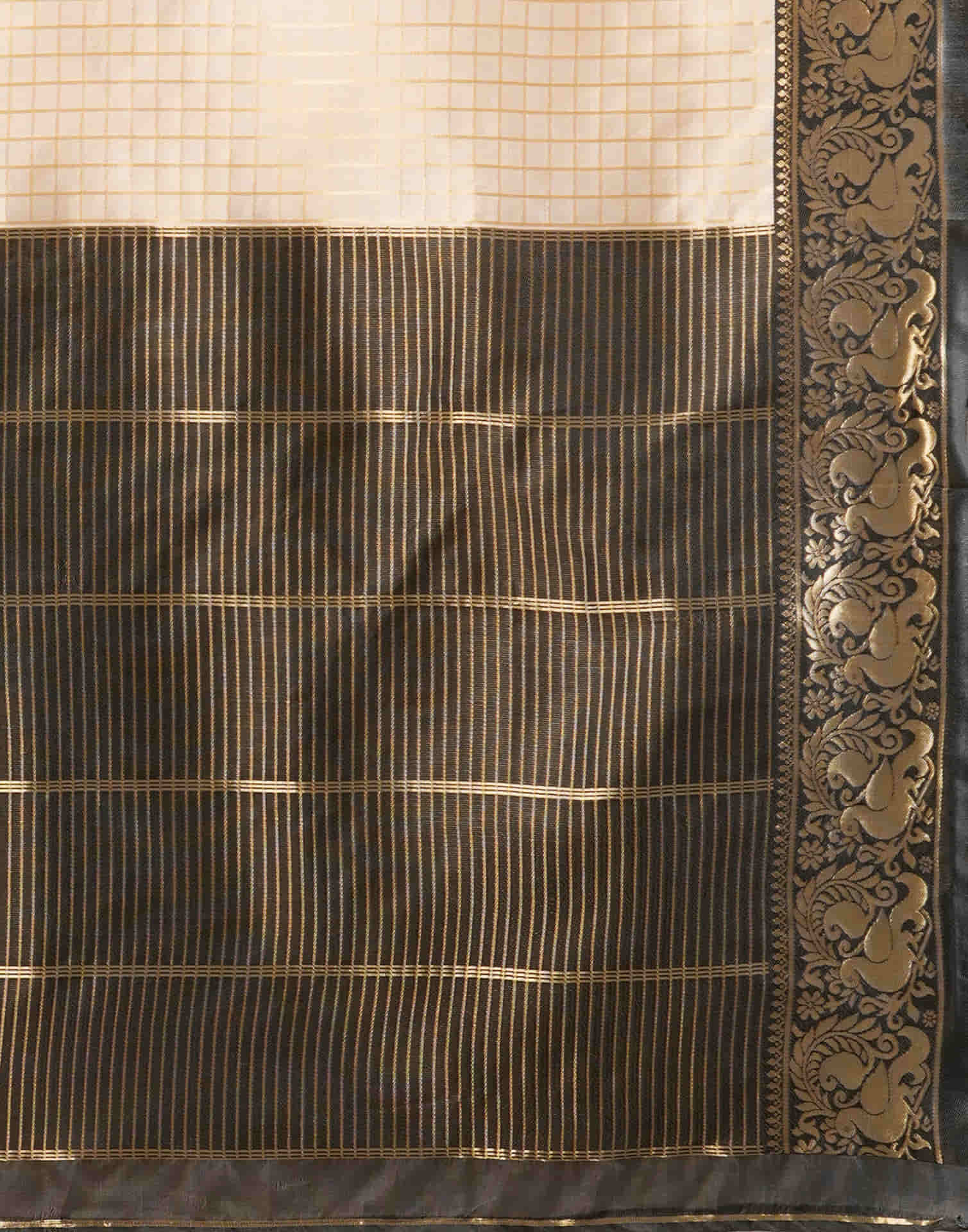 Cream Silk Weaving Kanjivaram Saree