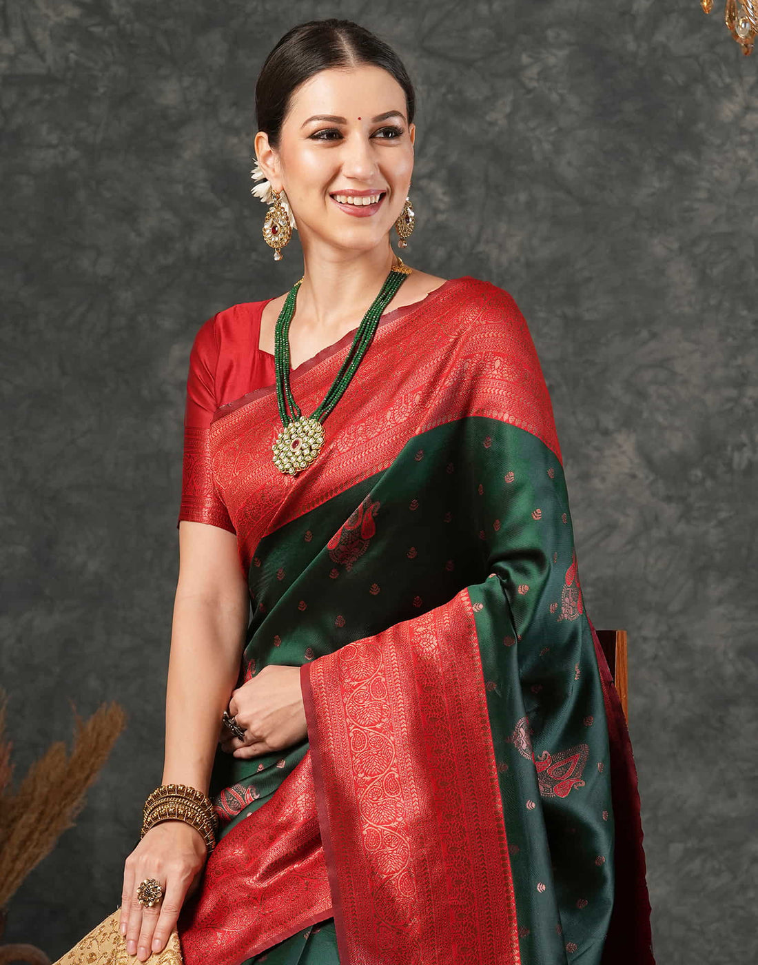 Dark Green Silk Weaving Kanjivaram Saree