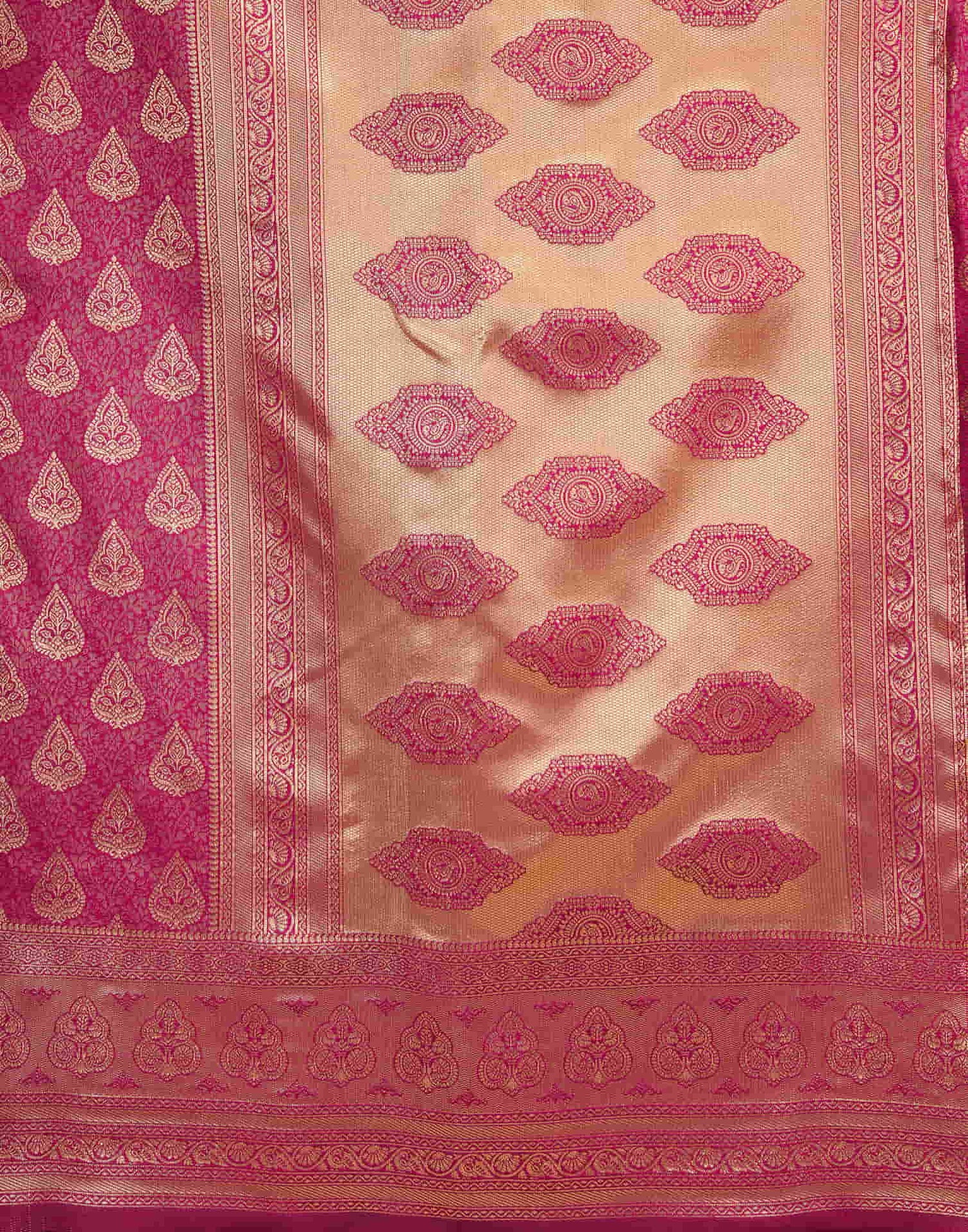 Pink Silk Blend Woven Banarasi Saree