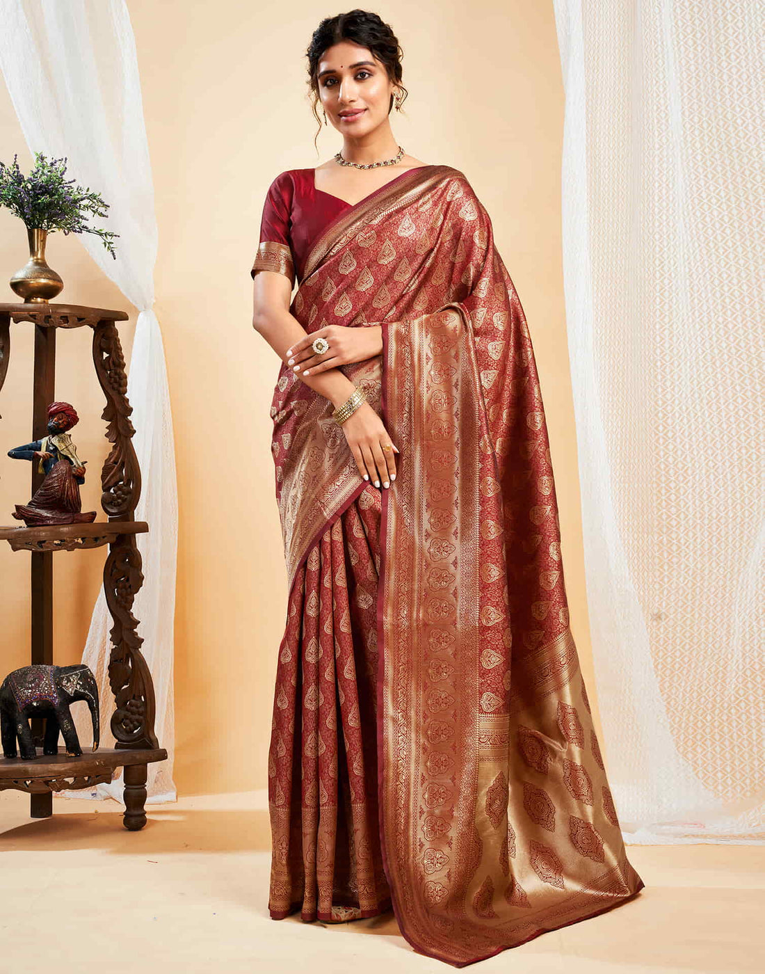 Red Silk Blend Woven Banarasi Saree