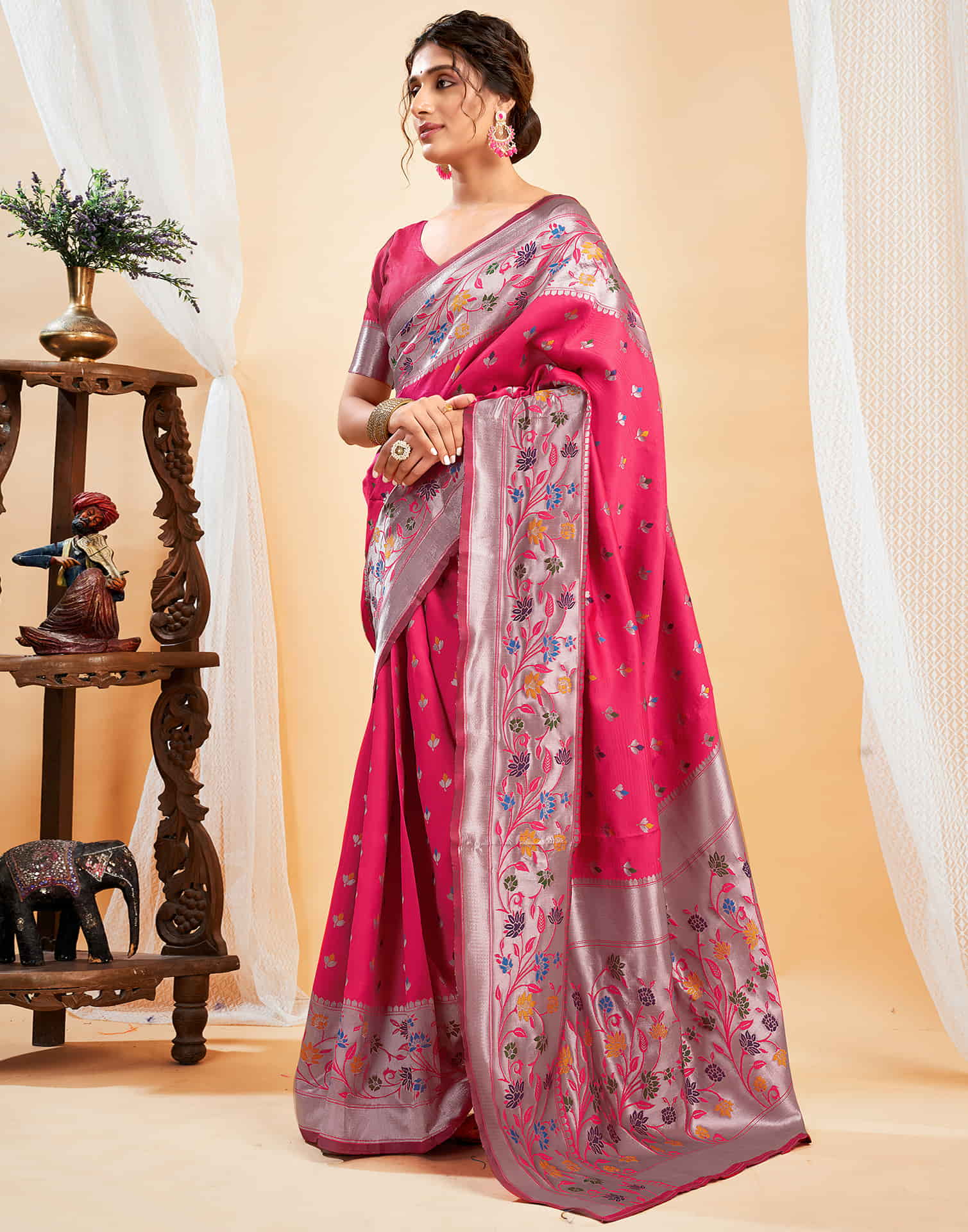 Bright Pink Silk Woven Paithani Saree