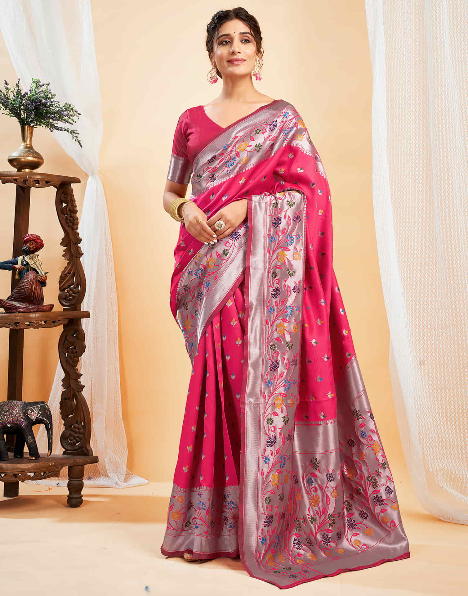 Bright Pink Silk Woven Paithani Saree