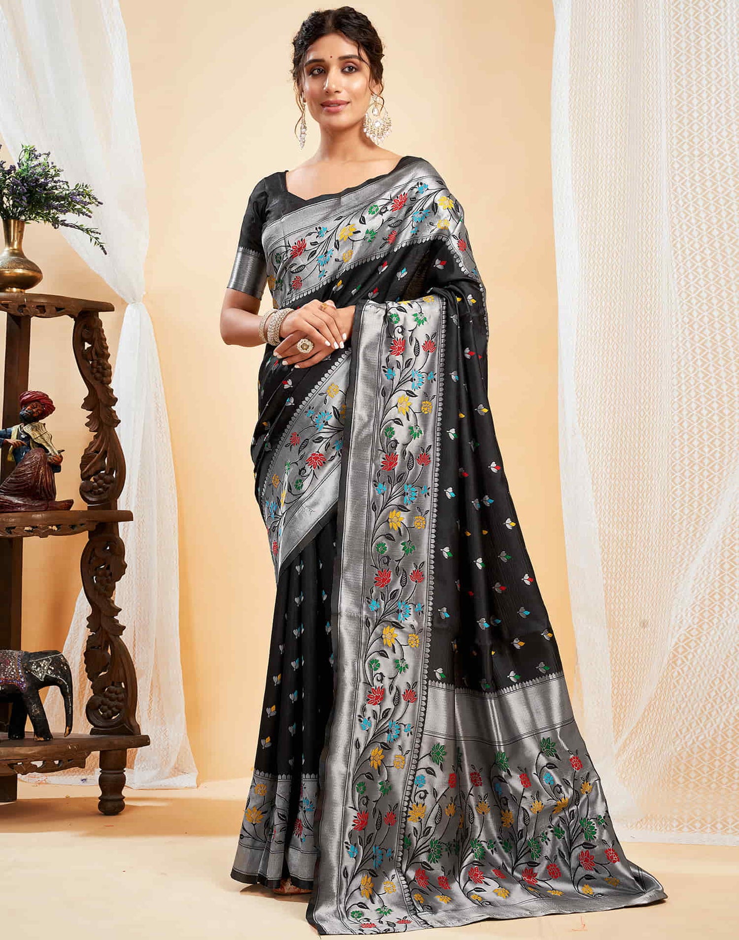 Black Silk Woven Paithani Saree