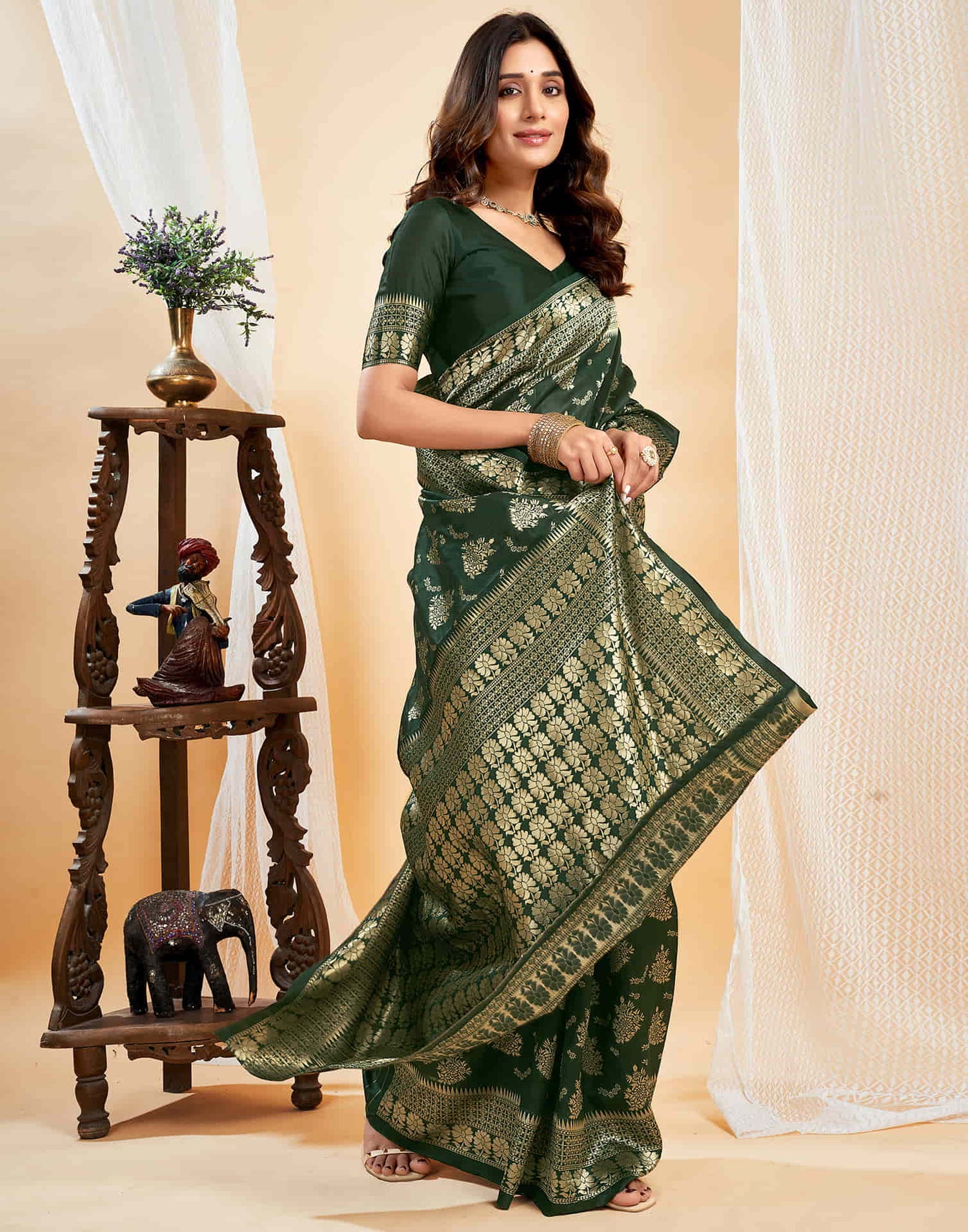 Green Silk Blend Woven Banarasi Saree