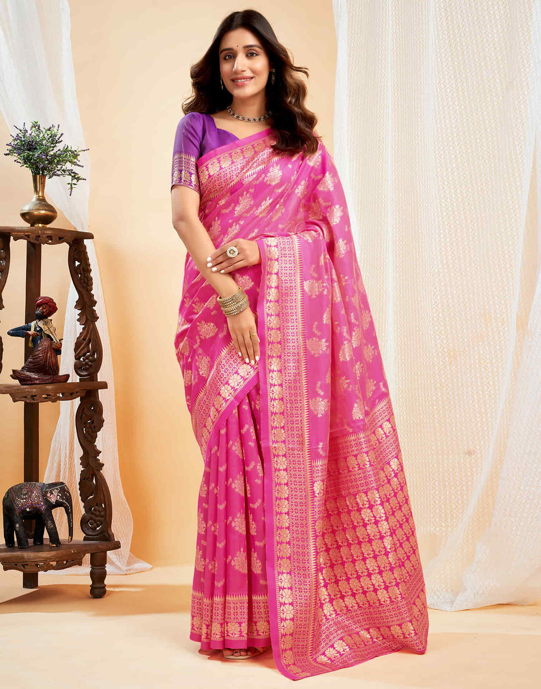 Pink Silk Blend Woven Banarasi Saree