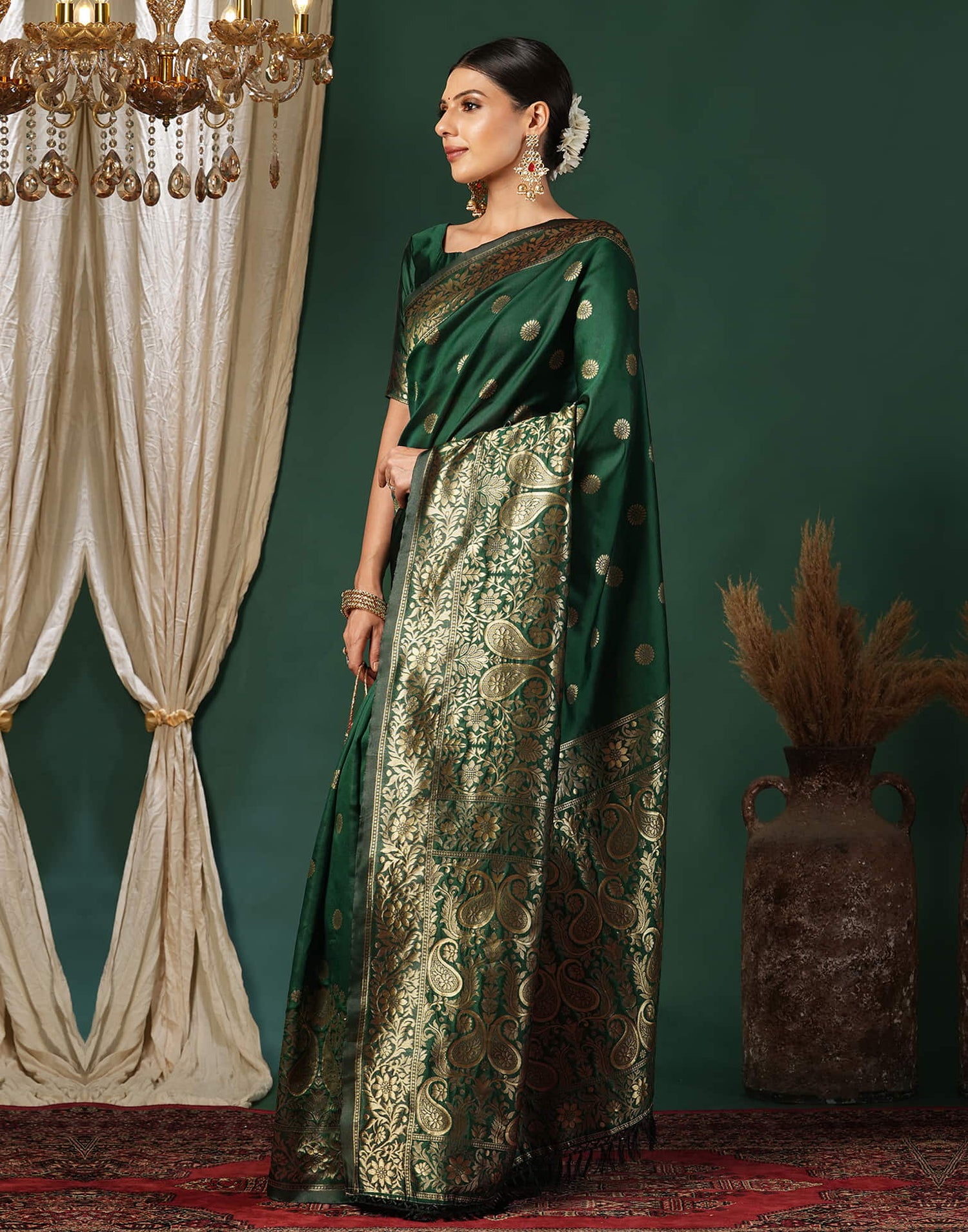 Green Silk Blend Woven Banarasi Saree