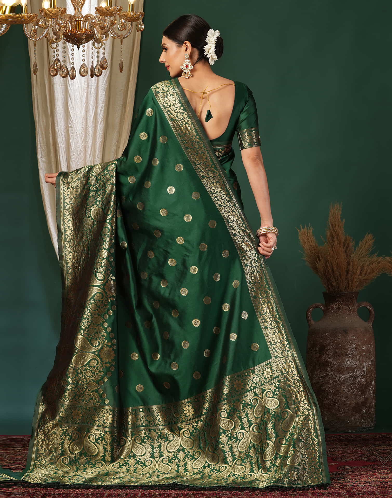 Green Silk Blend Woven Banarasi Saree