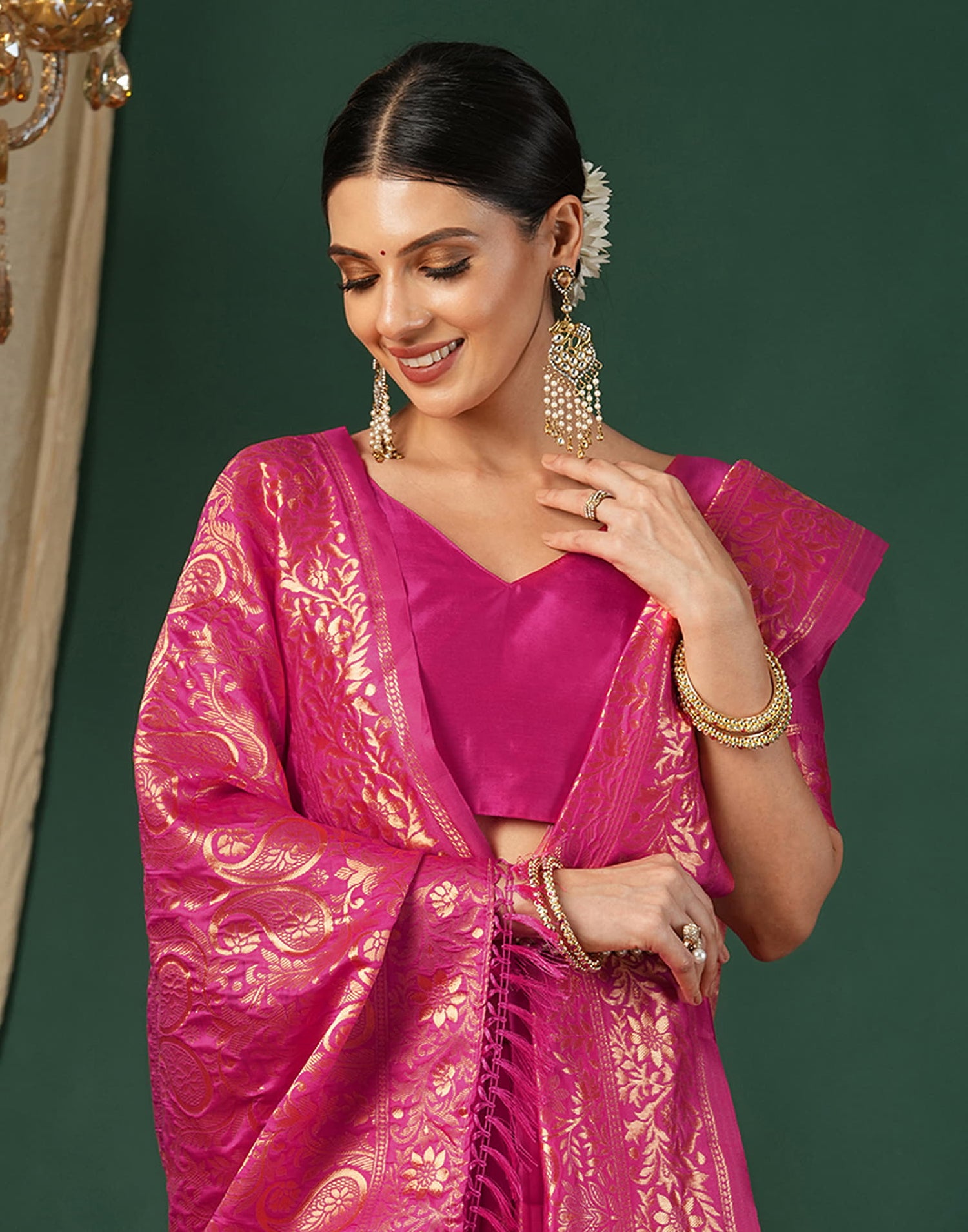 Pink Silk Blend Woven Banarasi Saree