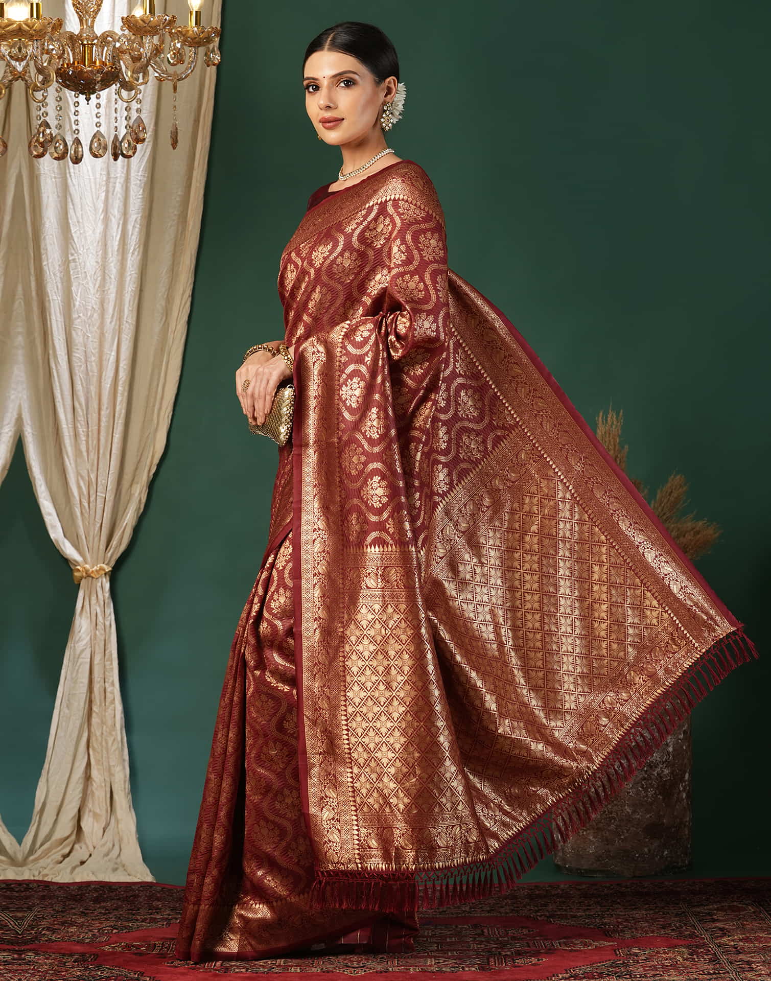 Maroon Silk Blend Woven Banarasi Saree