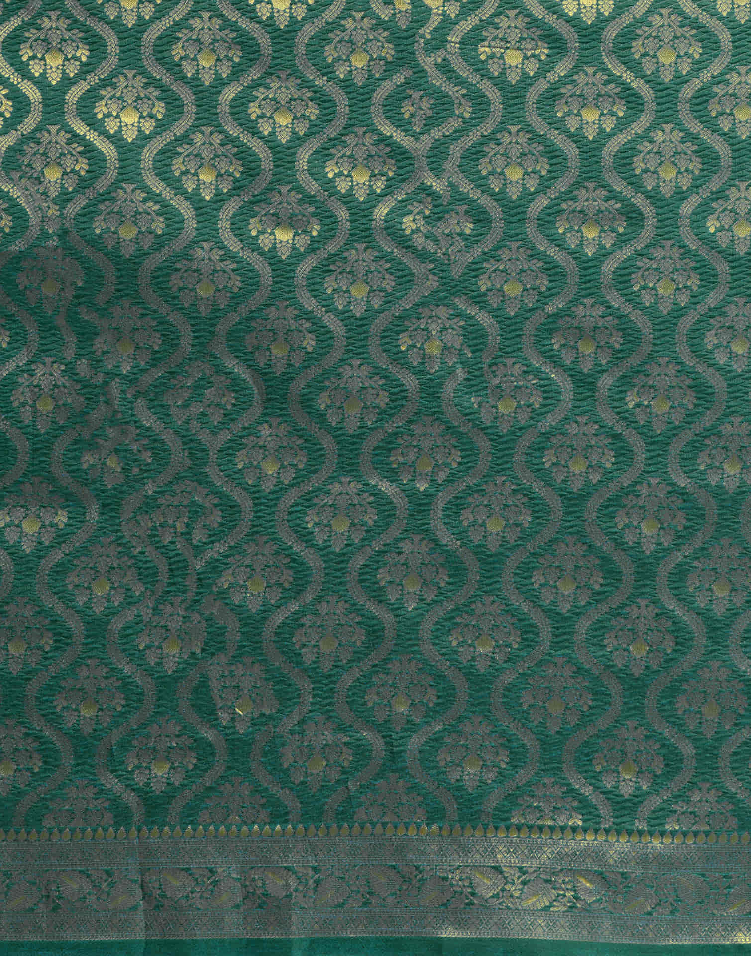 Green Silk Blend Woven Banarasi Saree