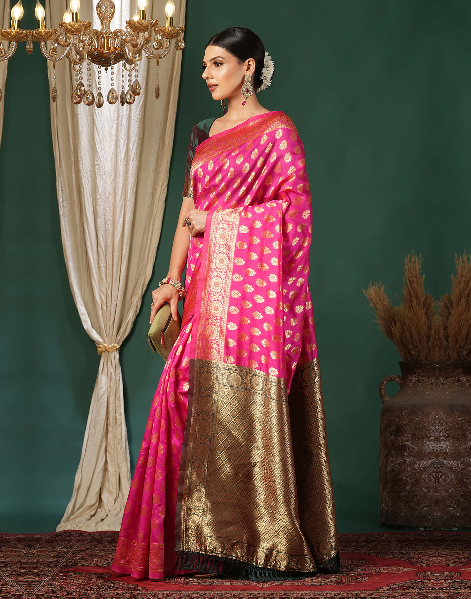 Pink Silk Blend Woven Banarasi Saree