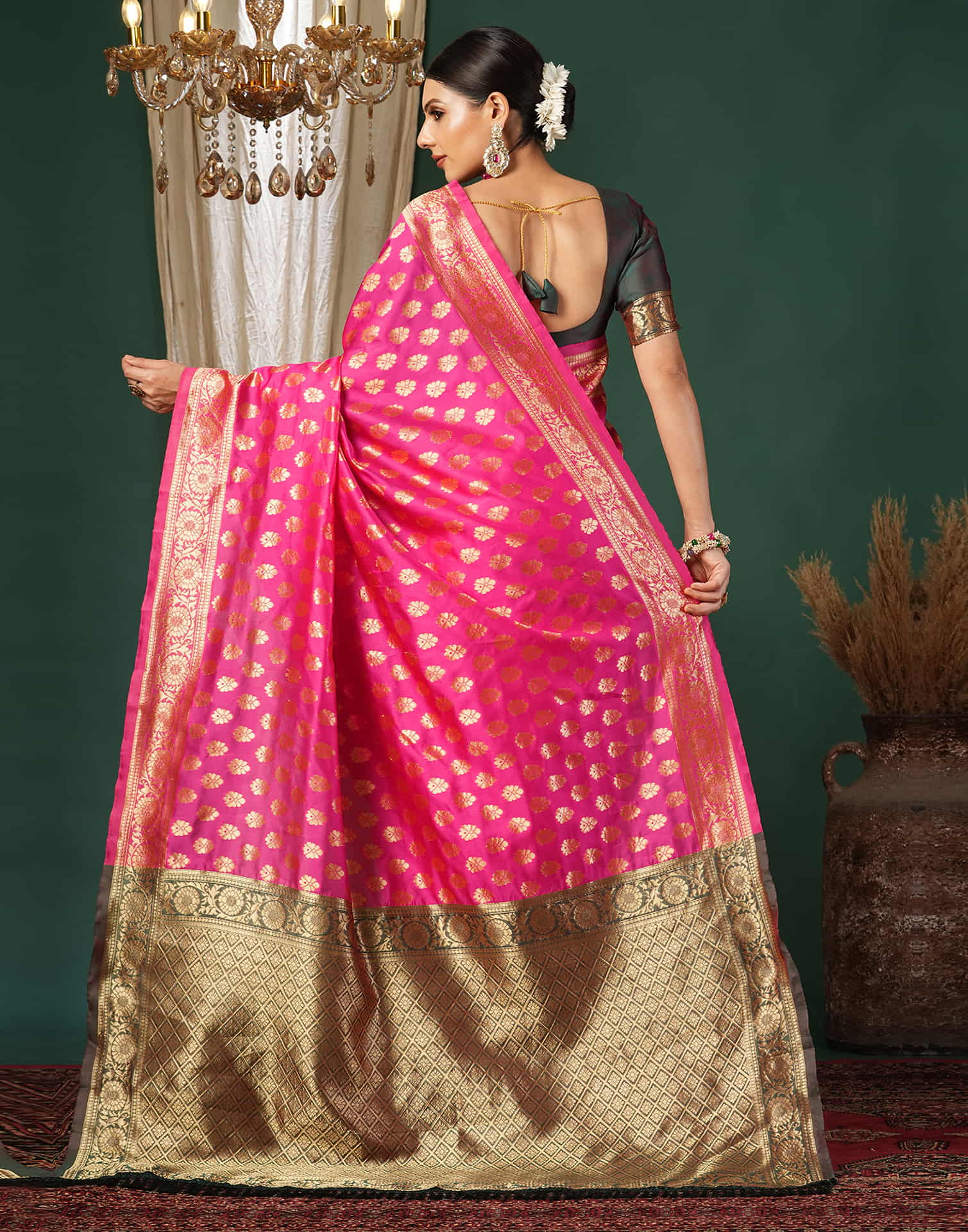 Pink Silk Blend Woven Banarasi Saree