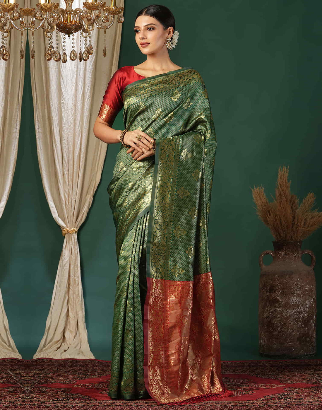 Green Silk Blend Woven Banarasi Saree