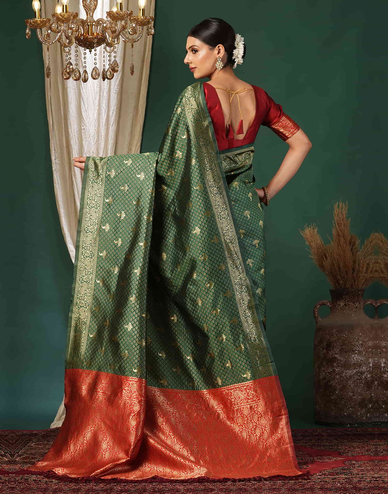 Green Silk Blend Woven Banarasi Saree