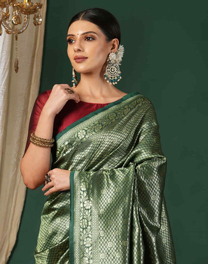 Green Silk Blend Woven Banarasi Saree