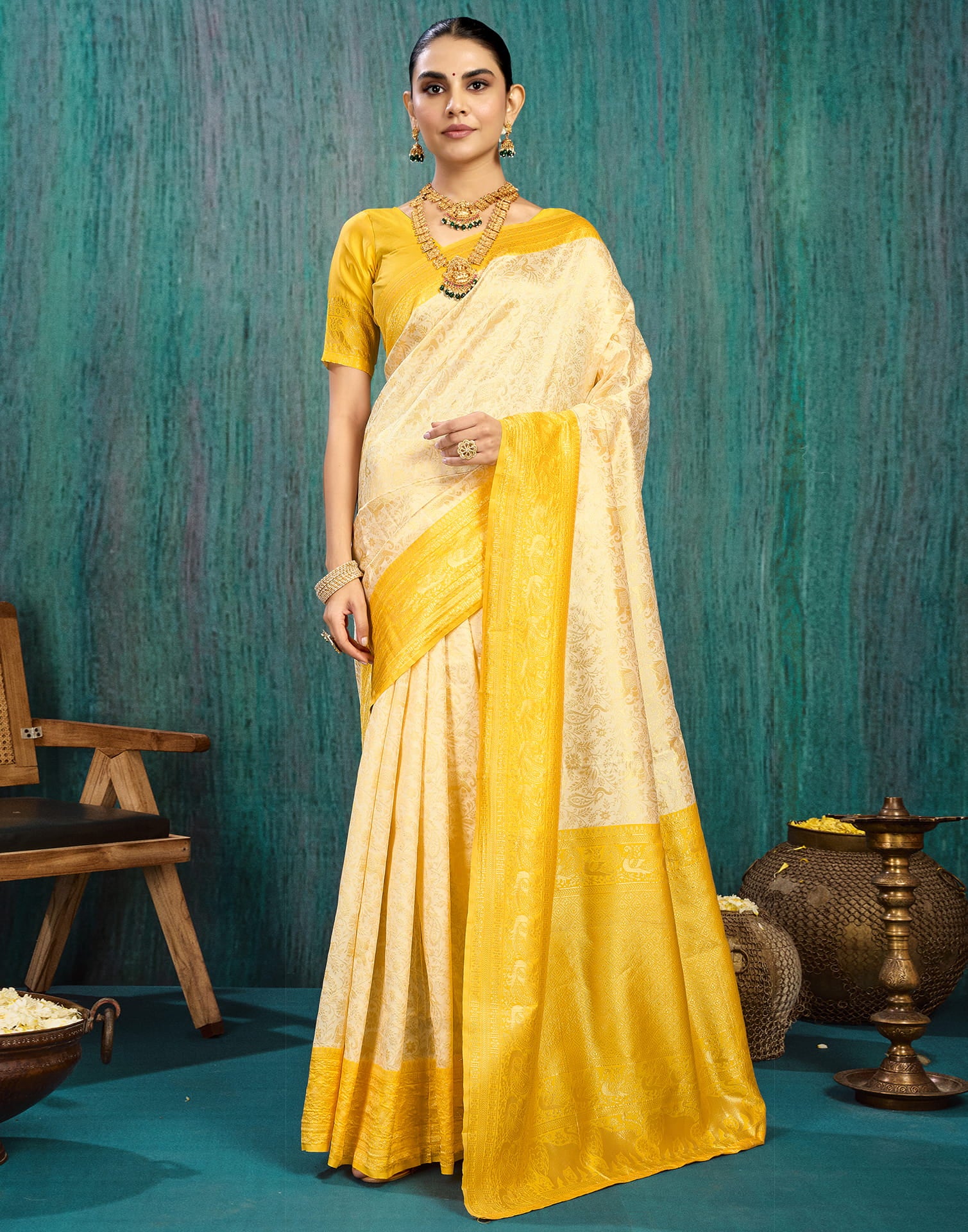 Cream Silk Blend Woven Kanjivaram Saree