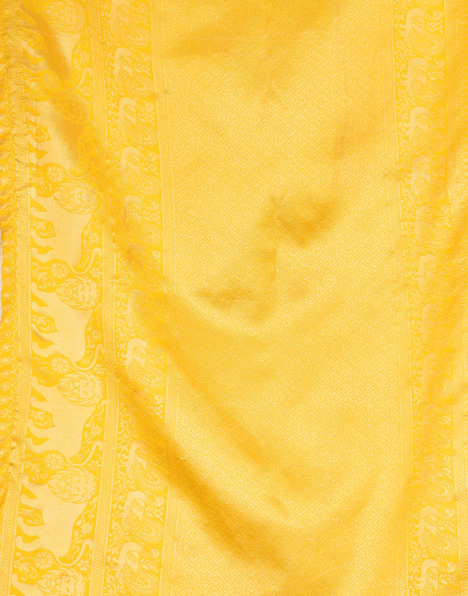 Cream Silk Blend Woven Kanjivaram Saree