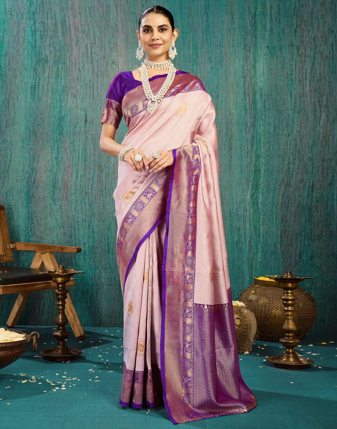 Pink Silk Blend Woven Kanjivaram Saree